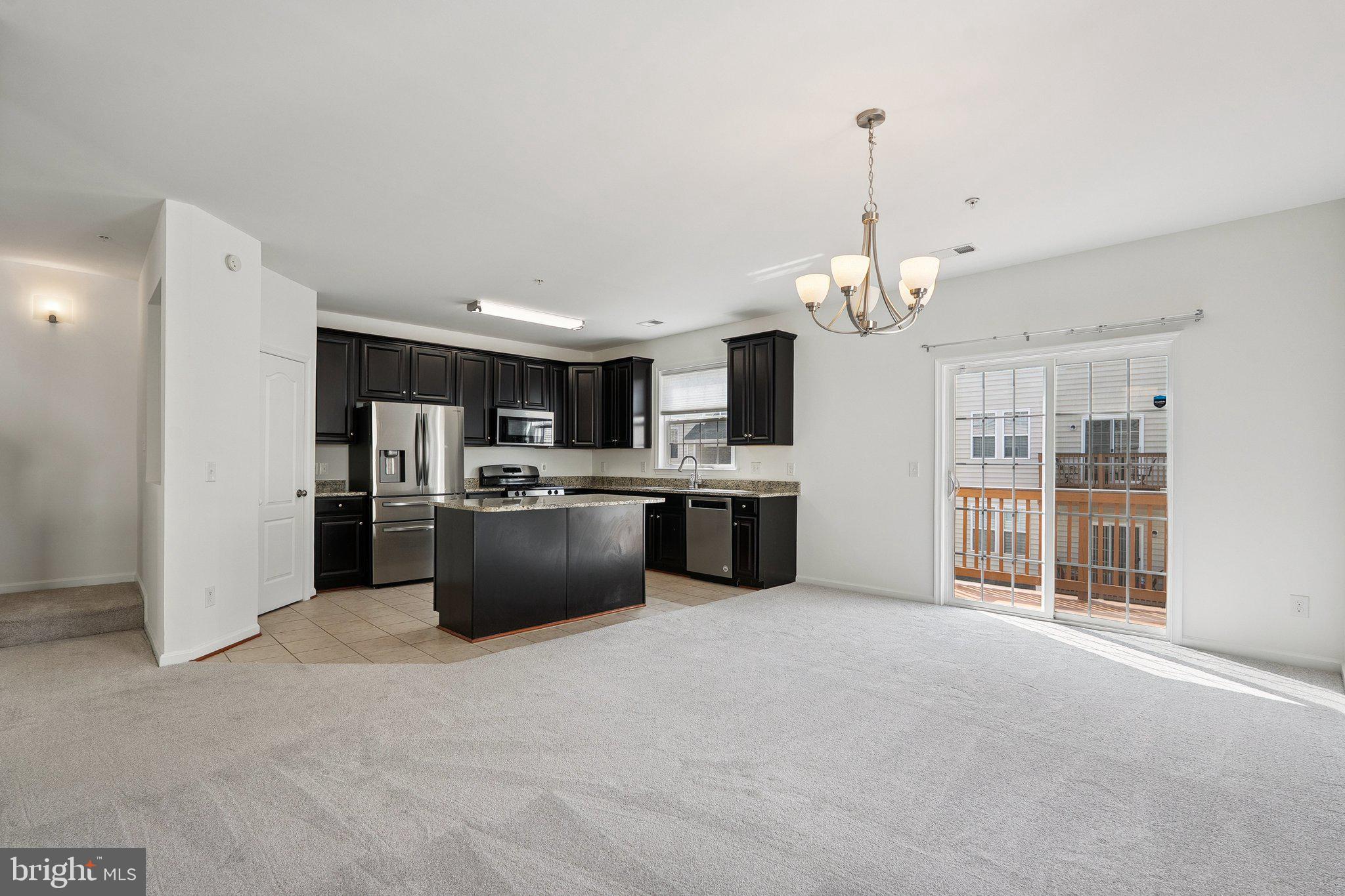 MERCER PARK CONDOMINIUM - Residential Lease