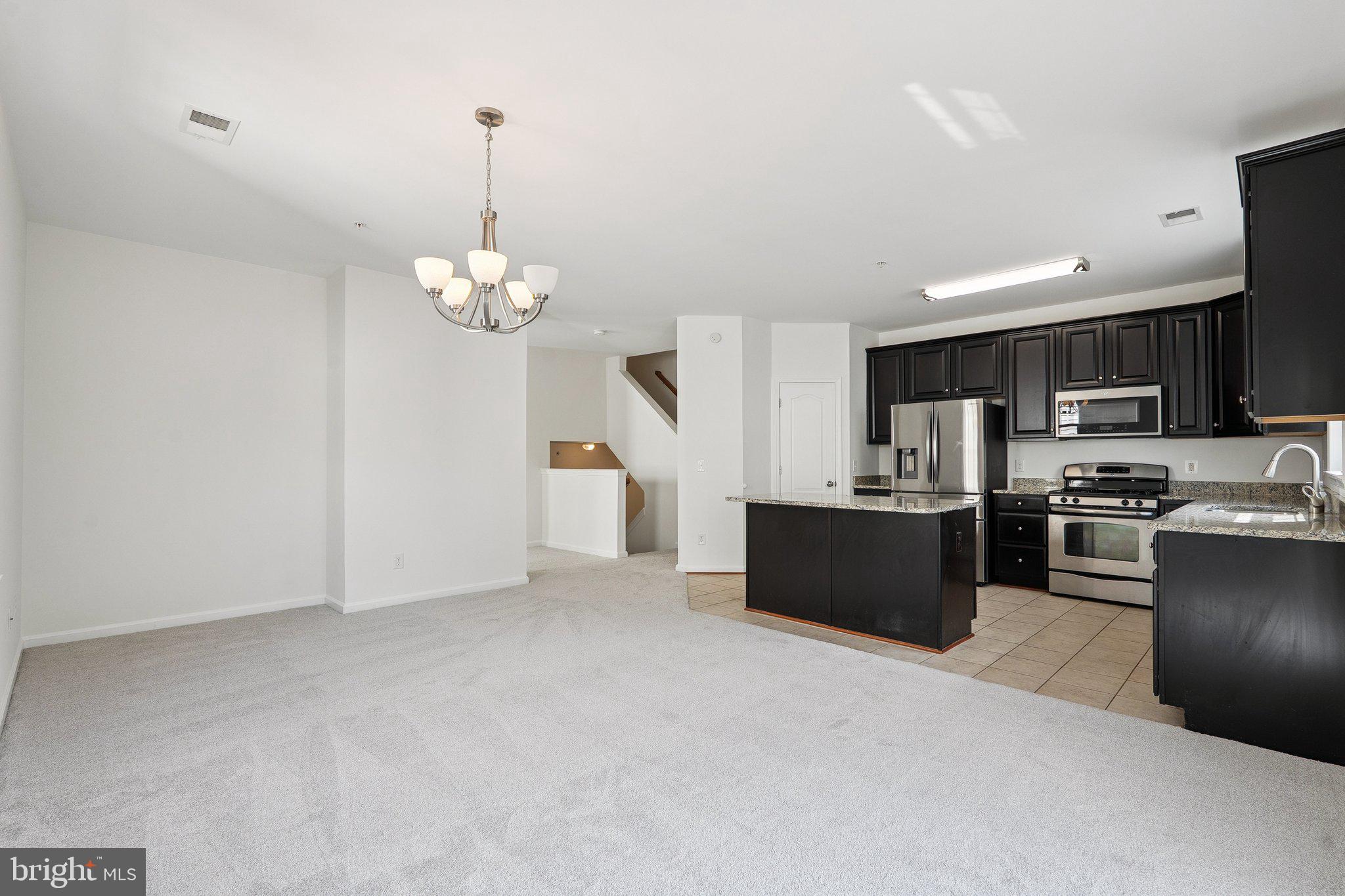 MERCER PARK CONDOMINIUM - Residential Lease