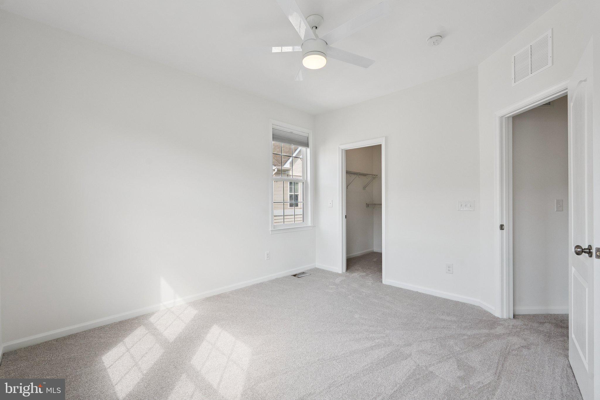 MERCER PARK CONDOMINIUM - Residential Lease