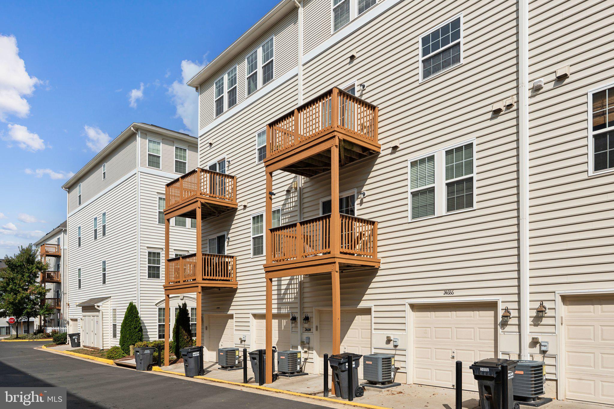 MERCER PARK CONDOMINIUM - Residential Lease