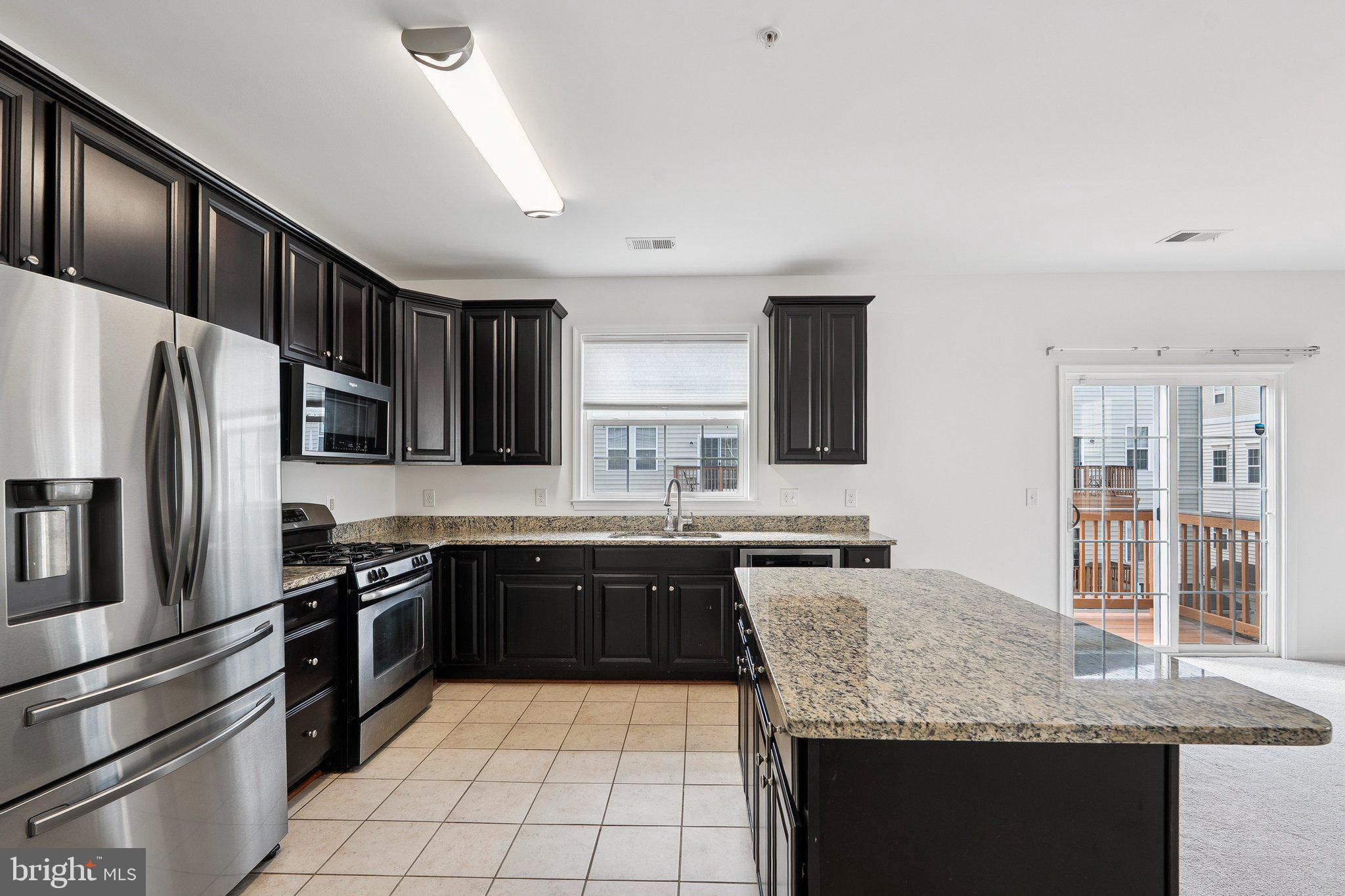 MERCER PARK CONDOMINIUM - Residential Lease