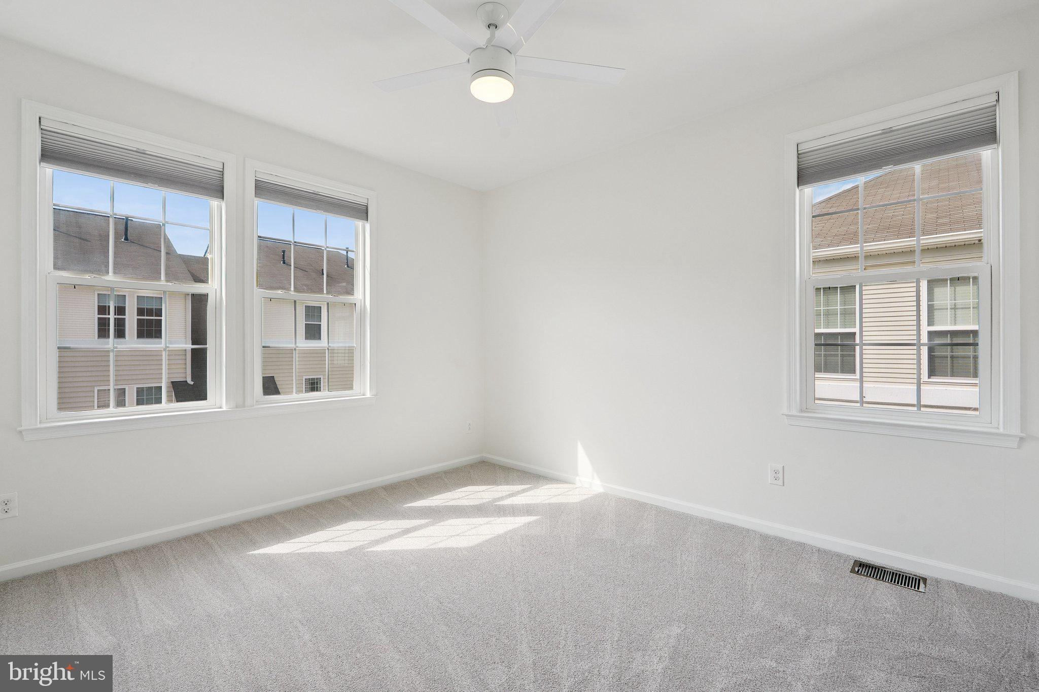 MERCER PARK CONDOMINIUM - Residential Lease