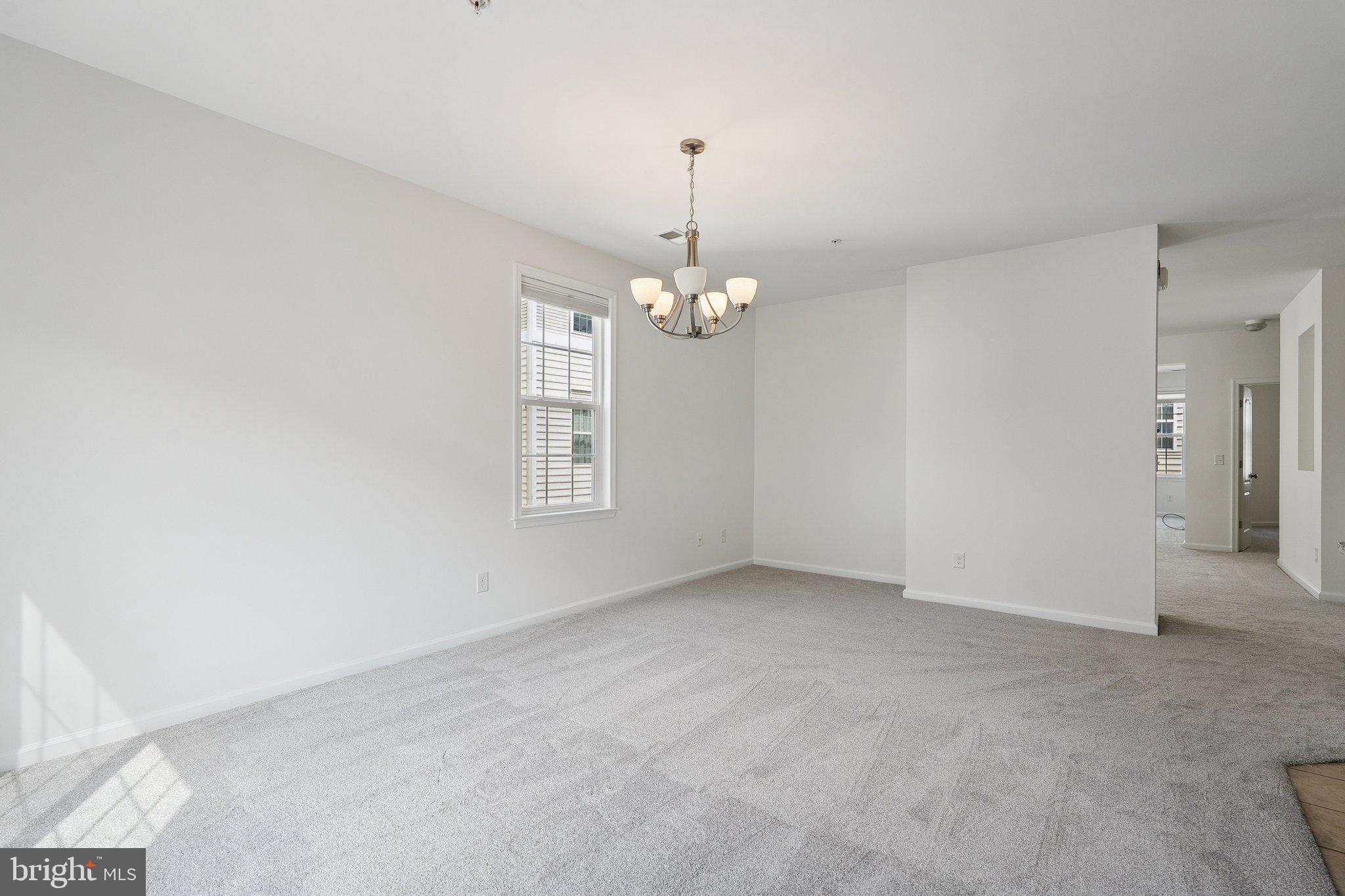 MERCER PARK CONDOMINIUM - Residential Lease