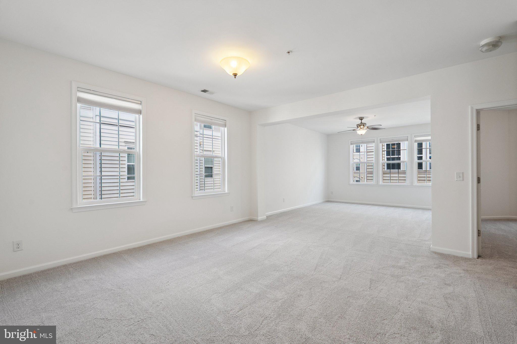 MERCER PARK CONDOMINIUM - Residential Lease