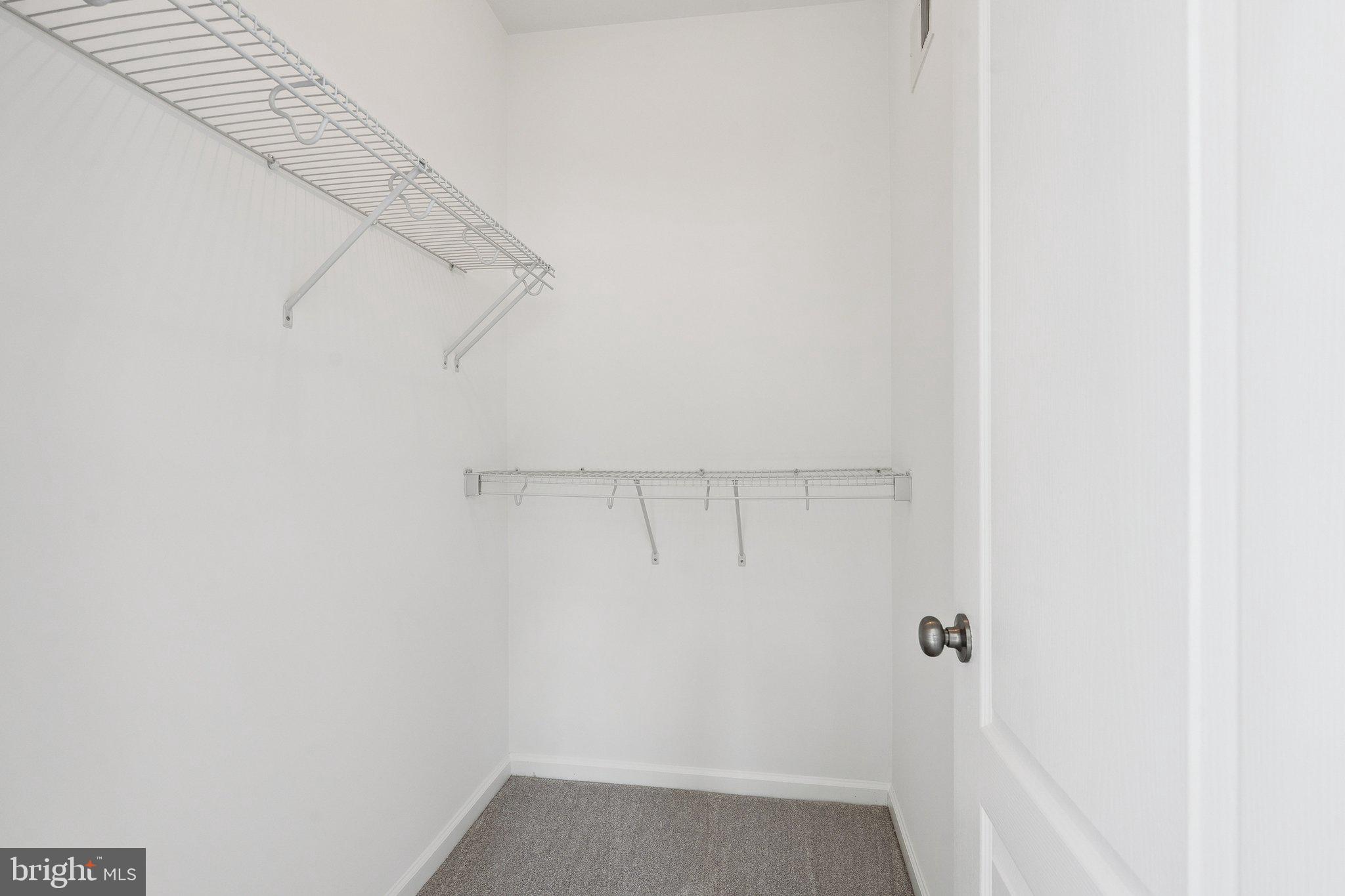 MERCER PARK CONDOMINIUM - Residential Lease