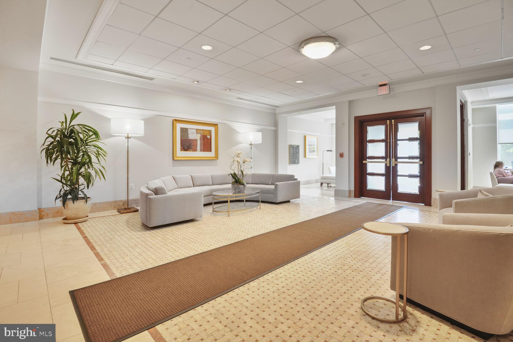 2425 L STREET NW 431
