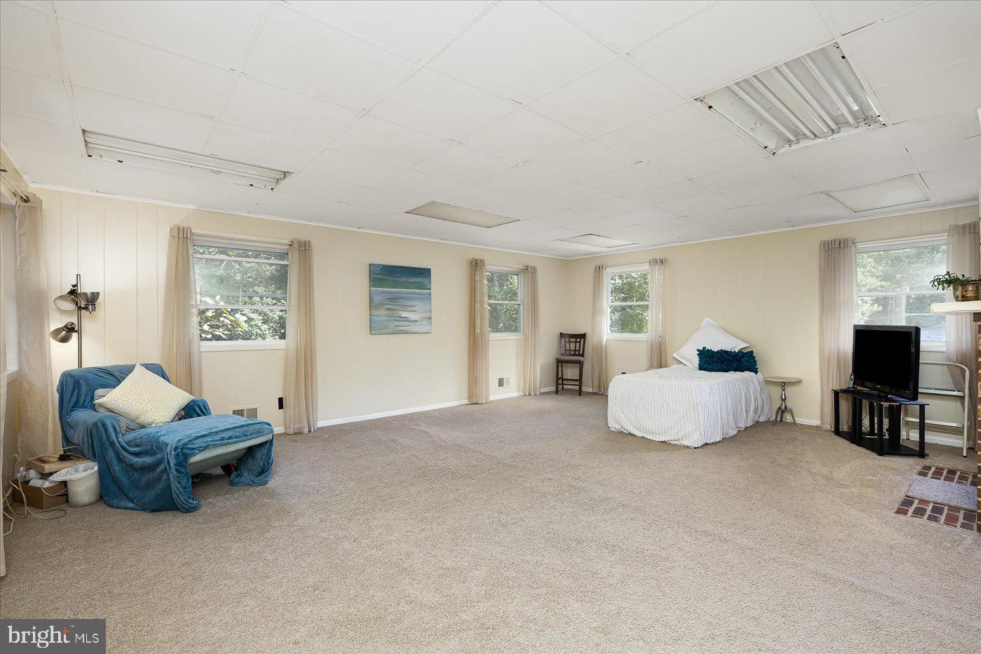 BLUE RIDGE SHORES - Residential