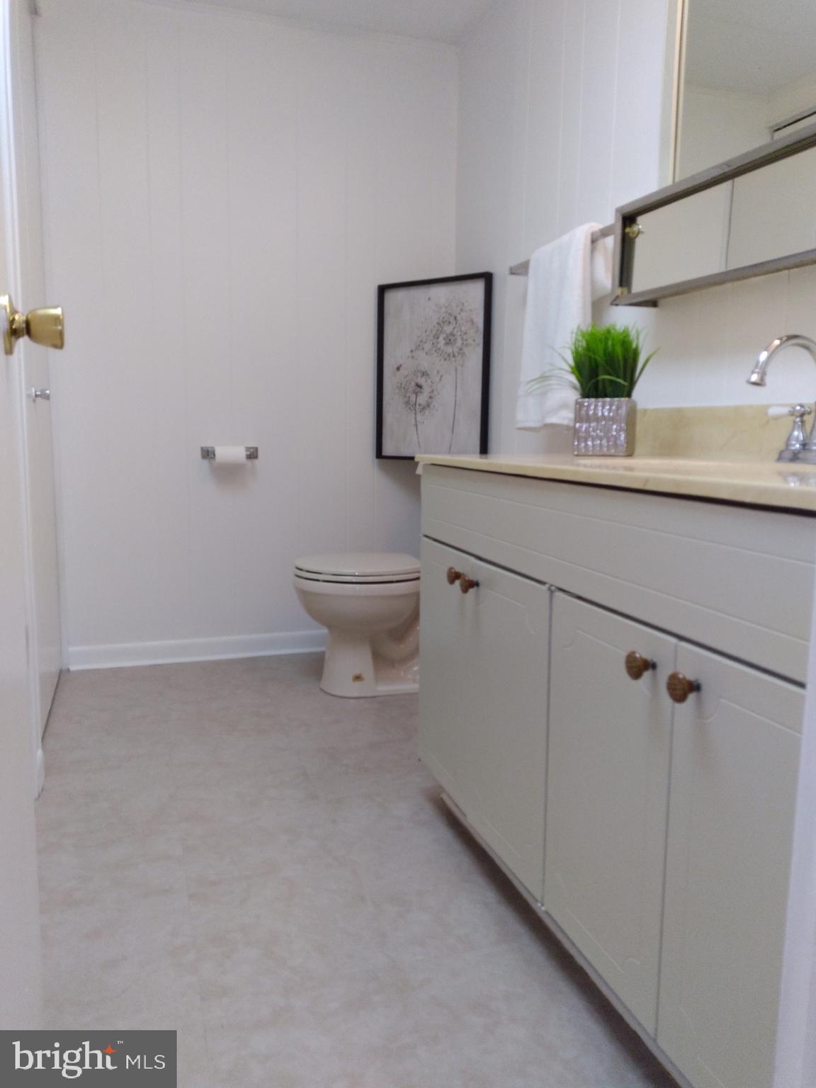 BLUE RIDGE SHORES - Residential