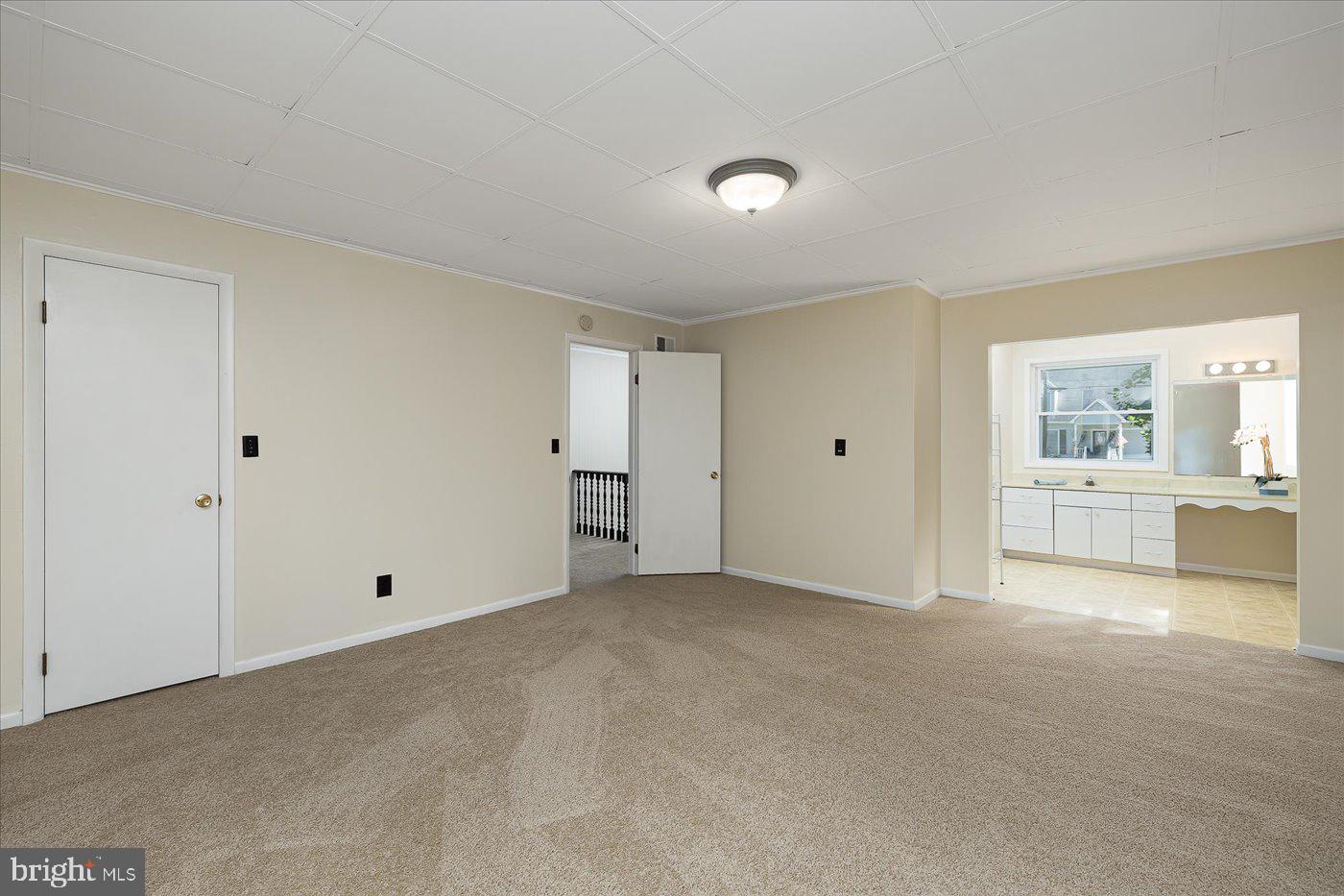 BLUE RIDGE SHORES - Residential