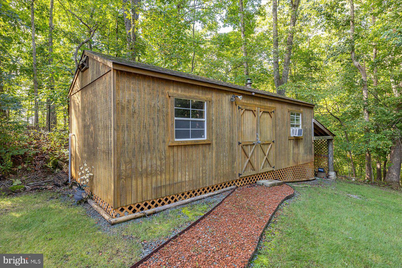 BLUE RIDGE SHORES - Residential