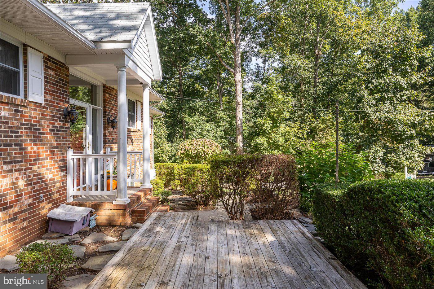 BLUE RIDGE SHORES - Residential
