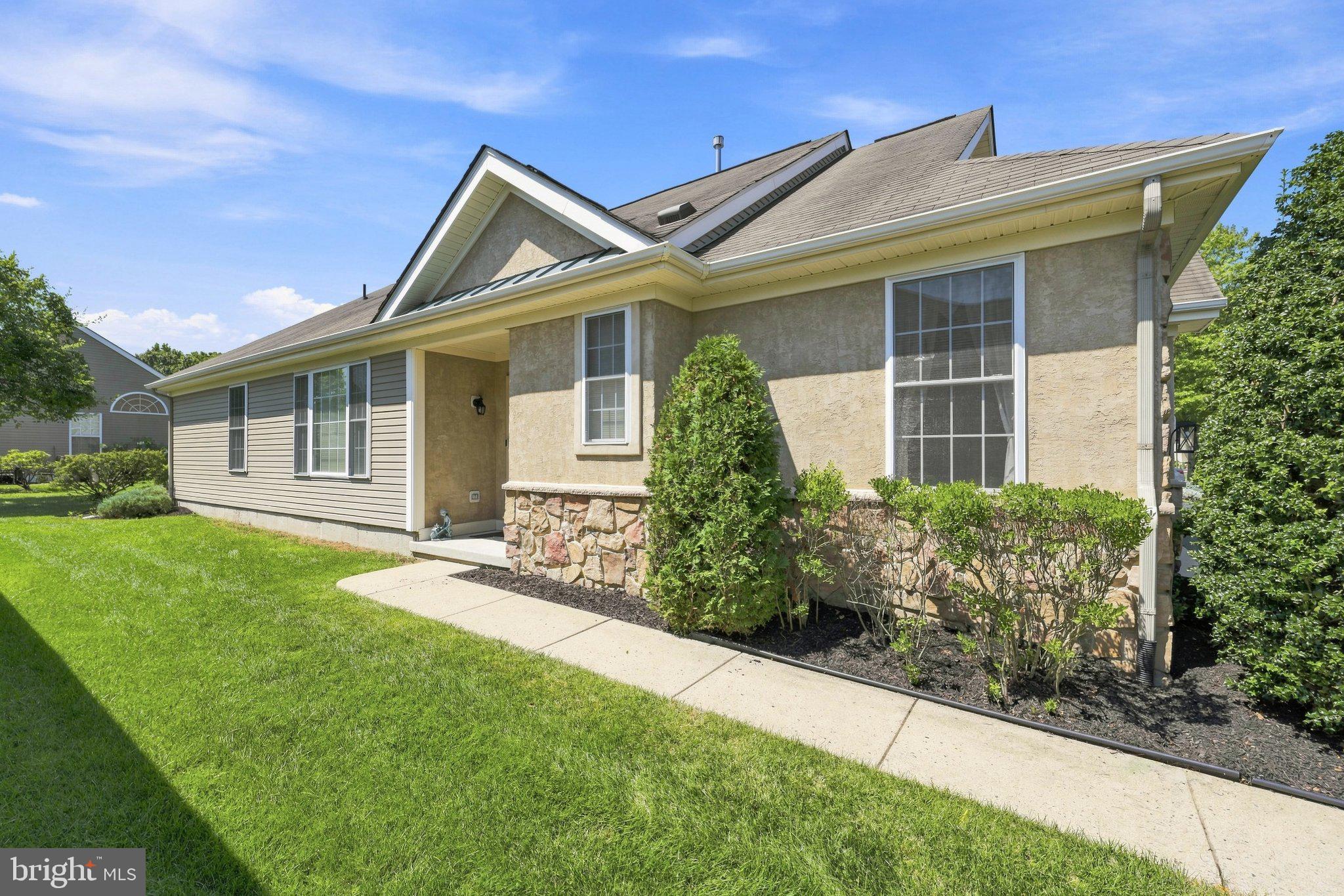 118 PAISLEY PLACE