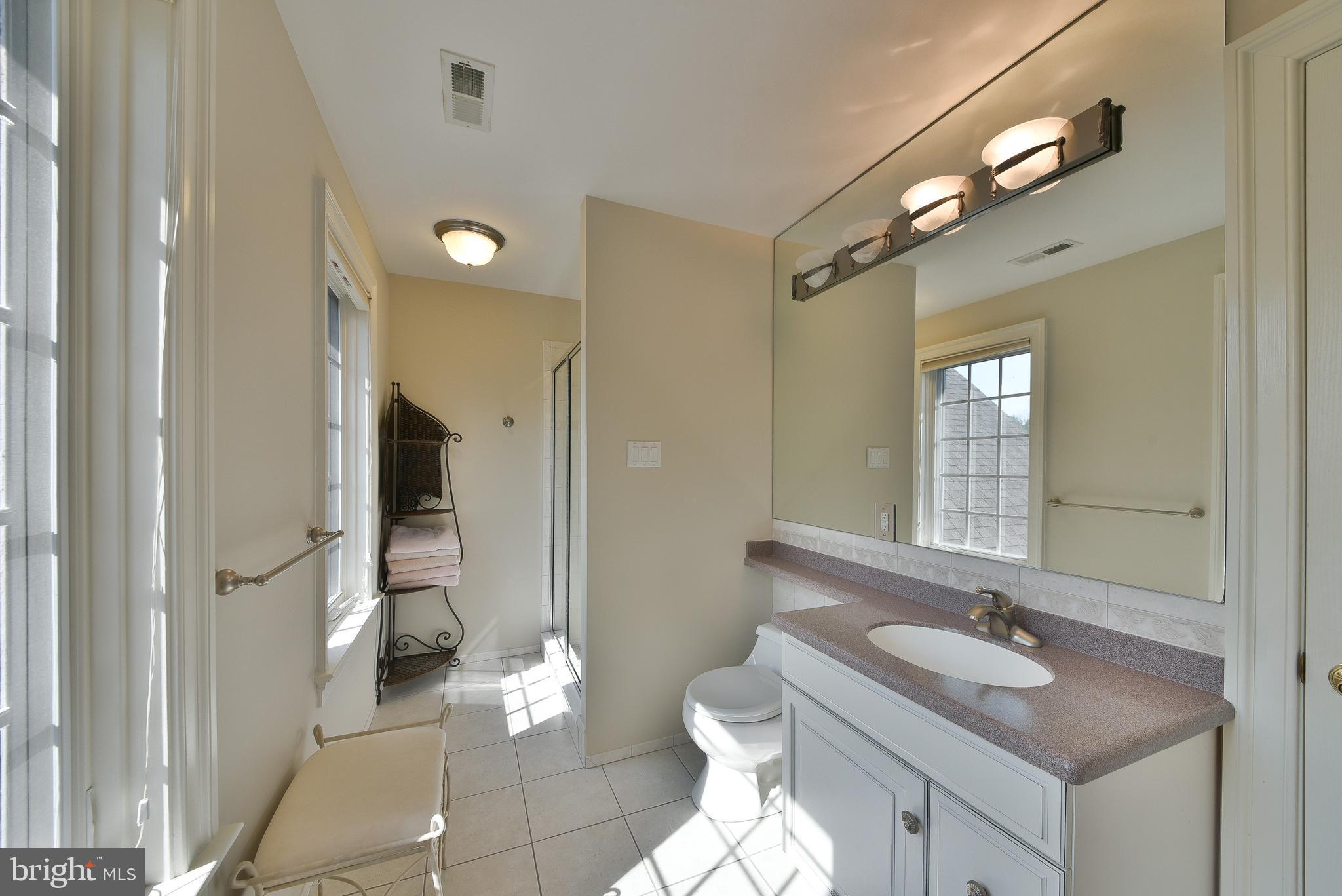 LAMPLIGHTER GLEN - Residential