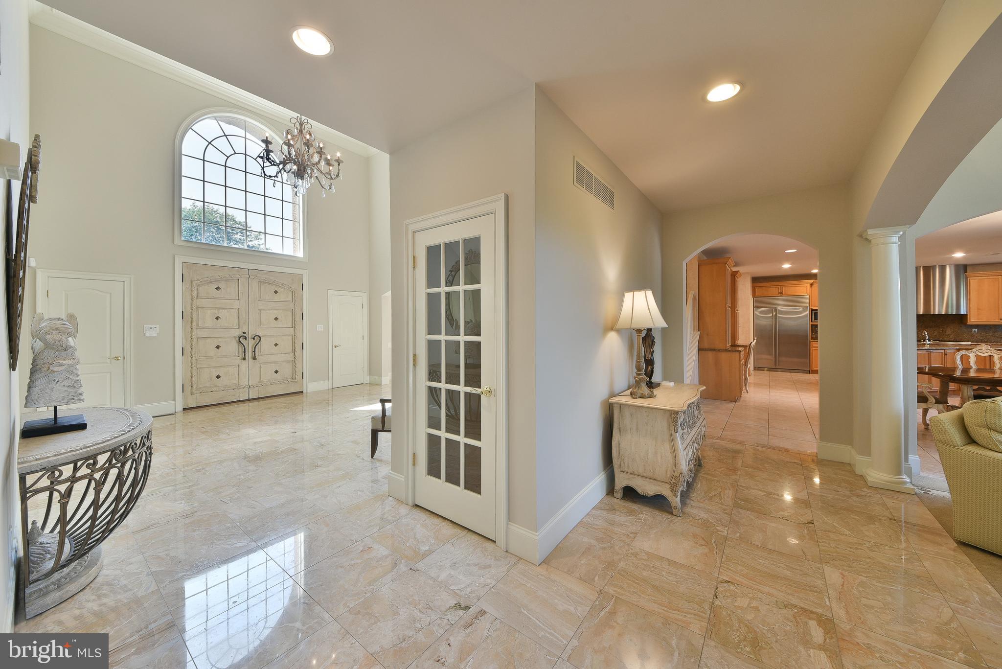 LAMPLIGHTER GLEN - Residential