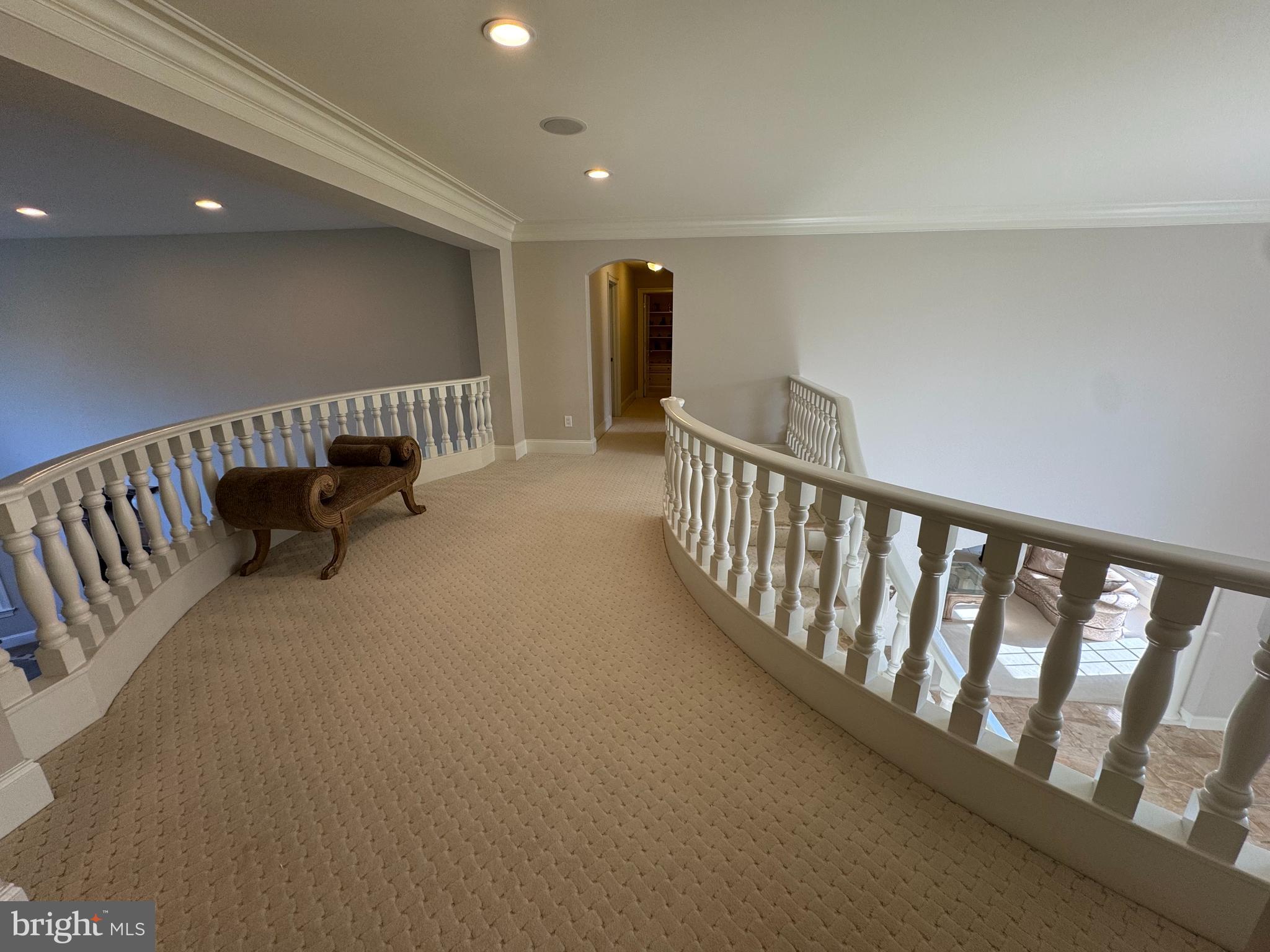 LAMPLIGHTER GLEN - Residential