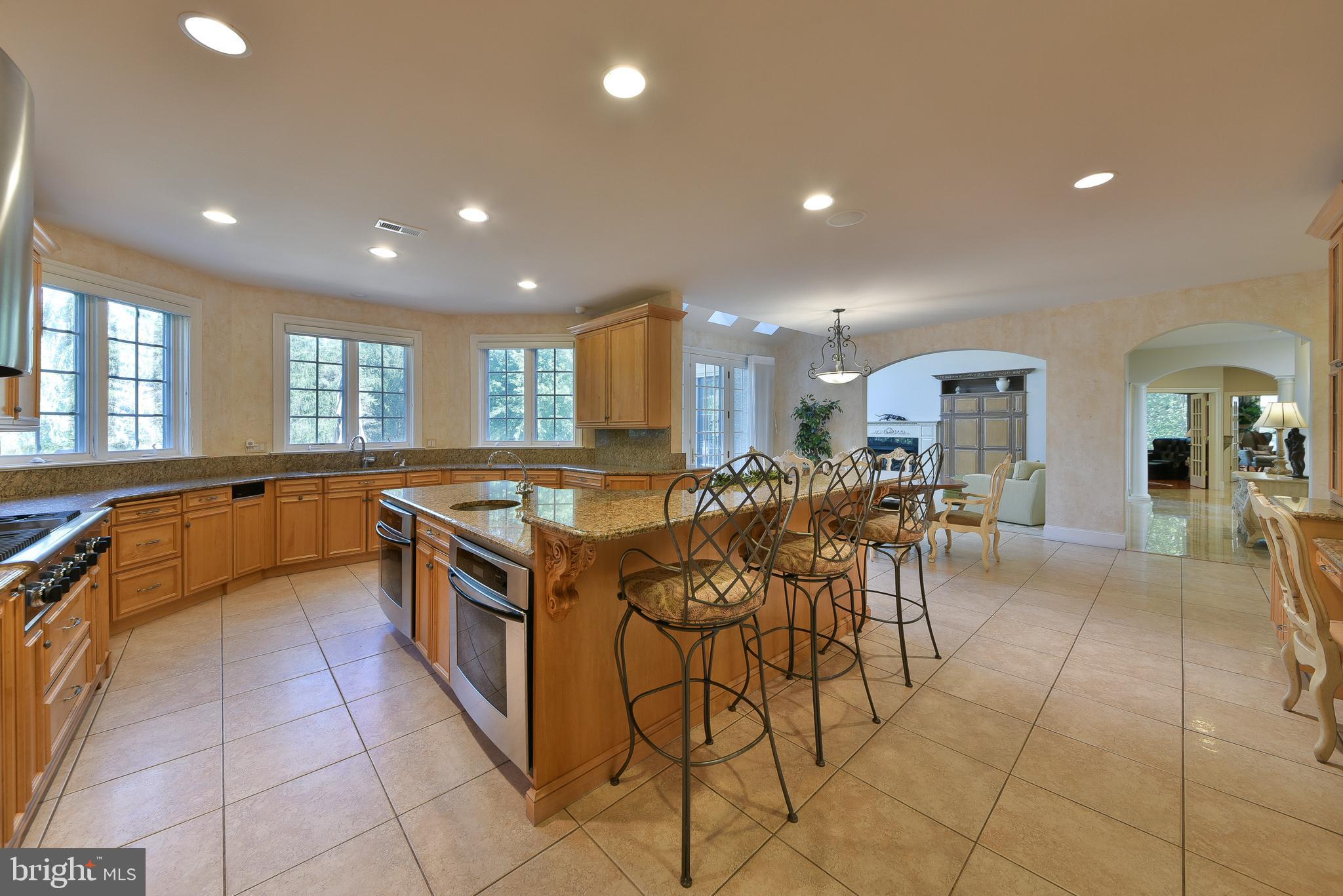 LAMPLIGHTER GLEN - Residential