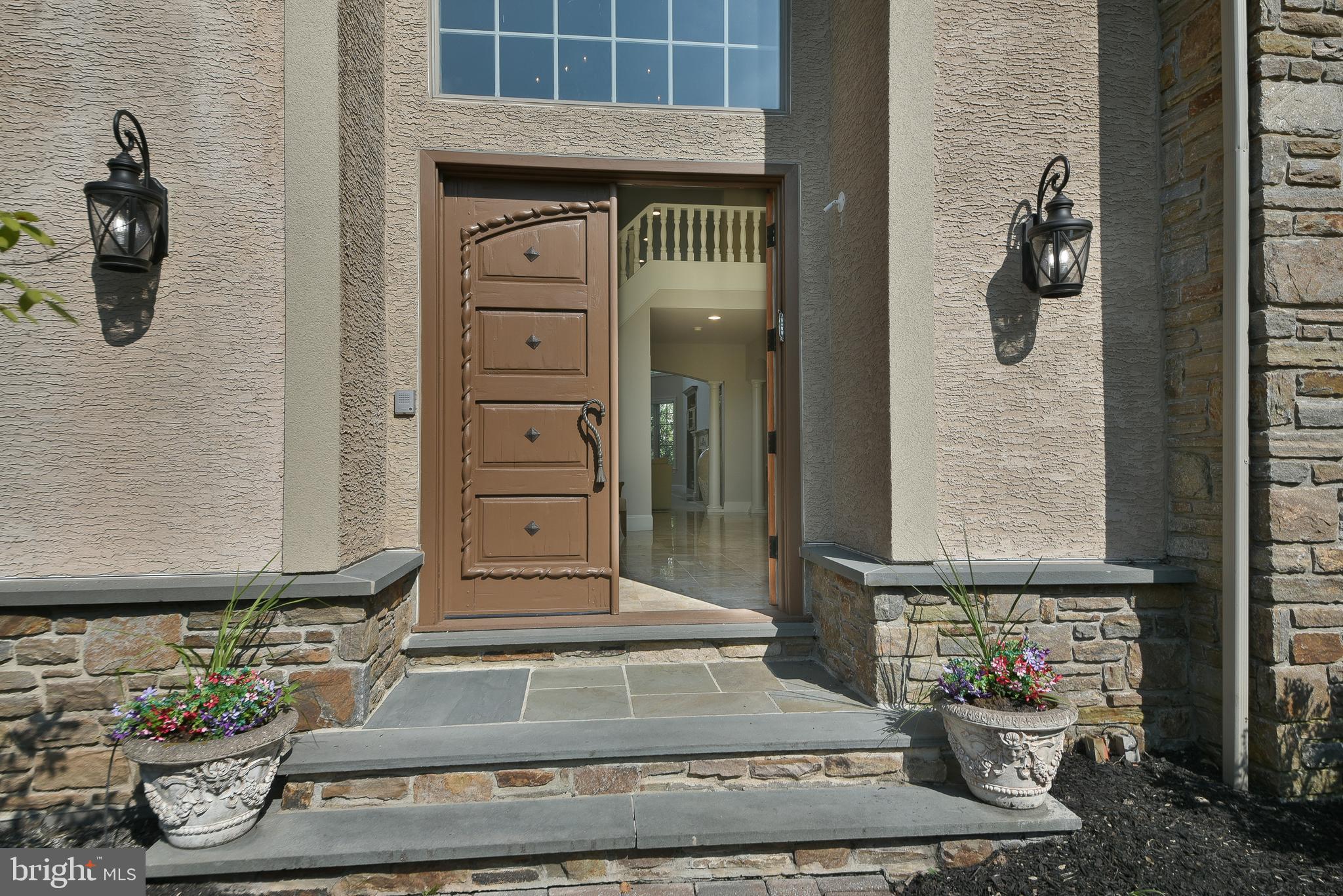 LAMPLIGHTER GLEN - Residential