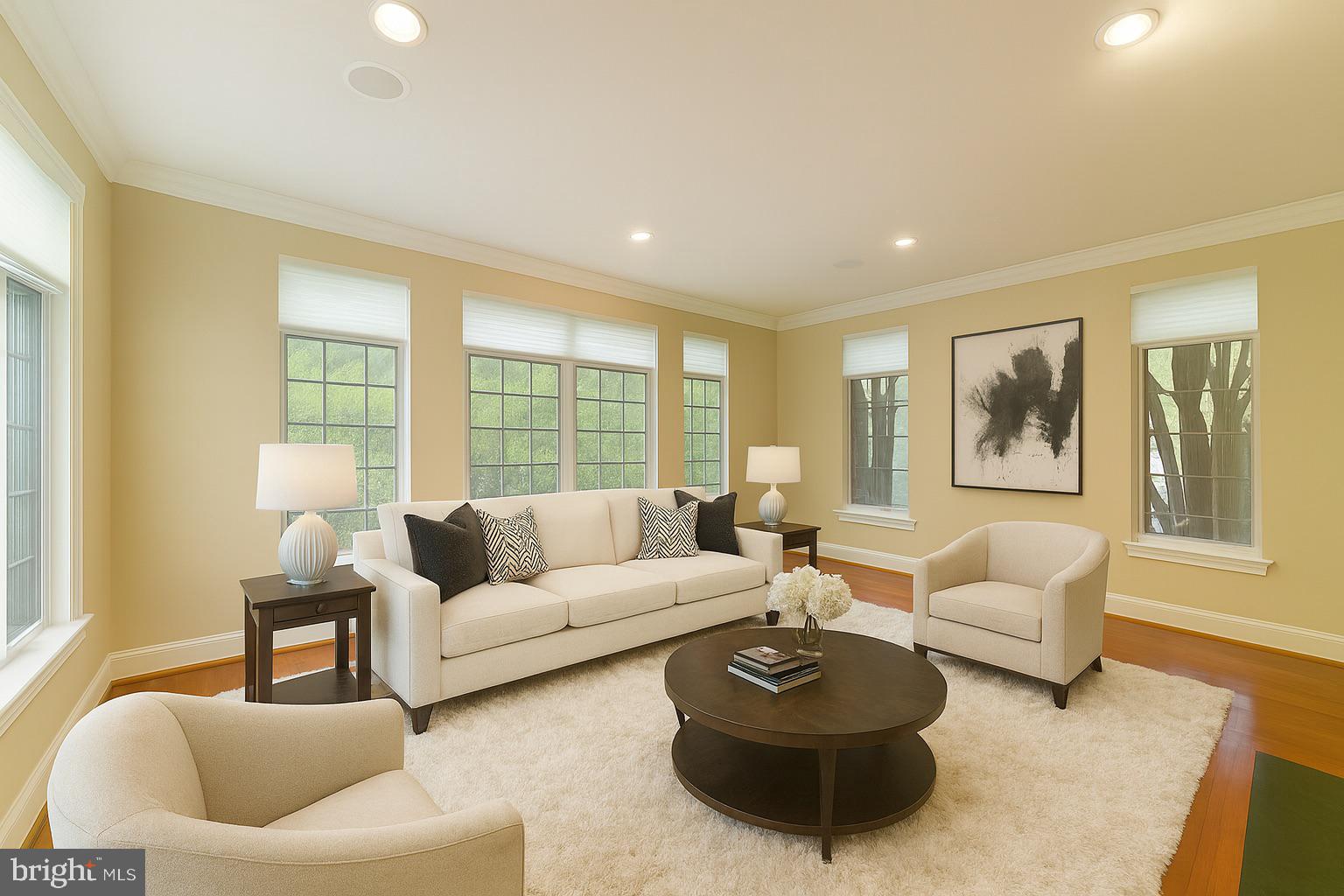 LAMPLIGHTER GLEN - Residential