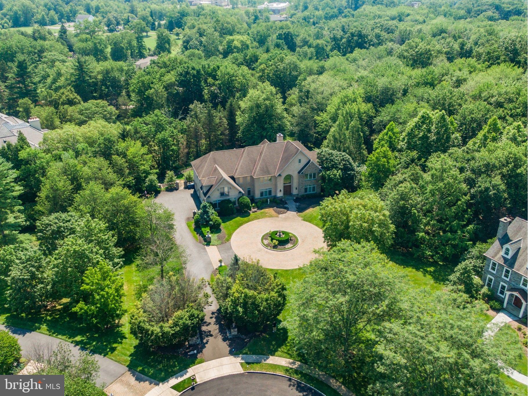 LAMPLIGHTER GLEN - Residential