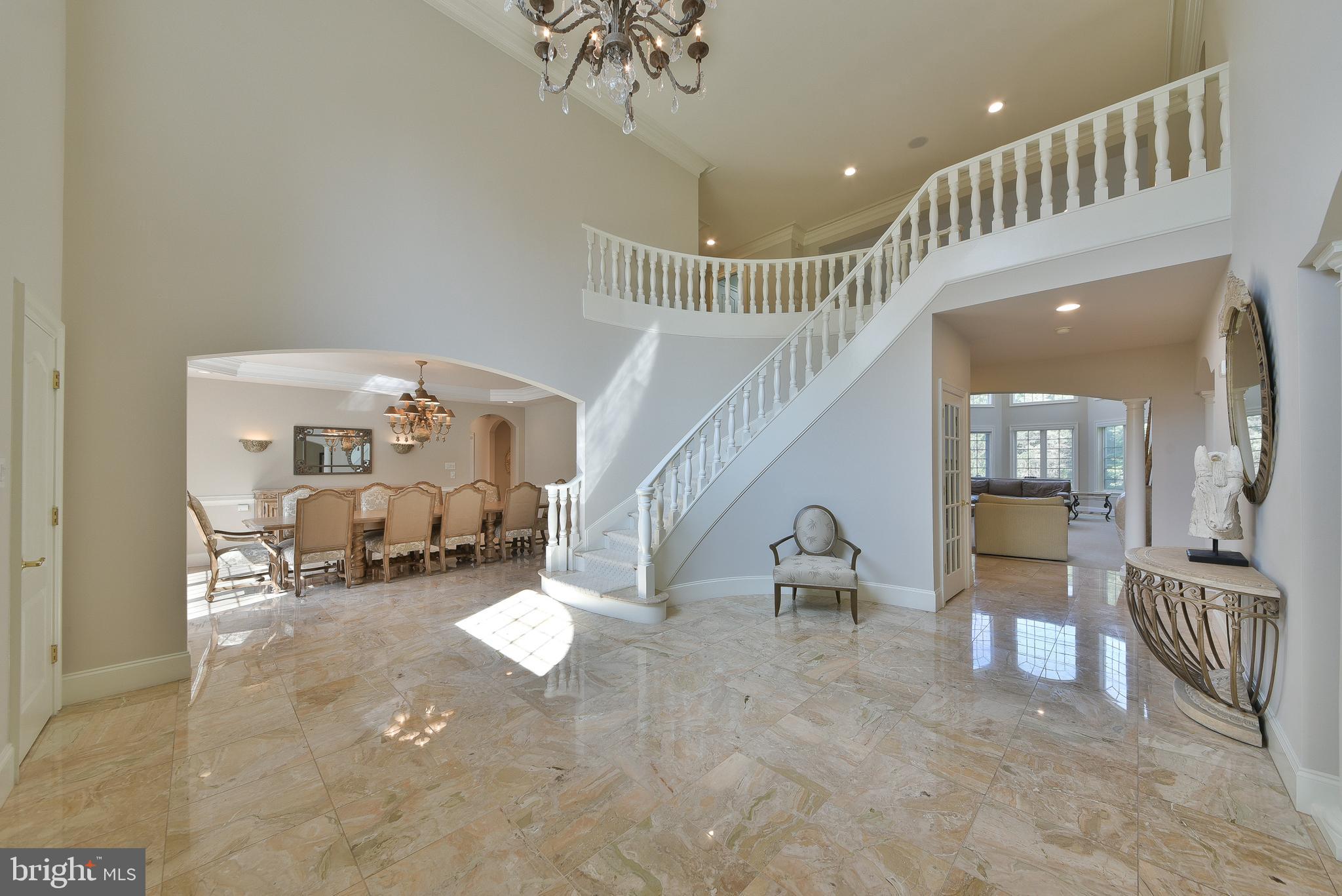 LAMPLIGHTER GLEN - Residential