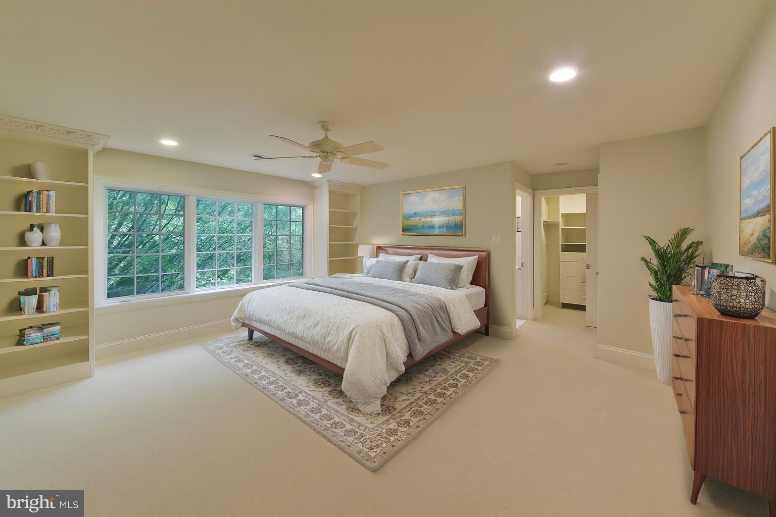 LAMPLIGHTER GLEN - Residential