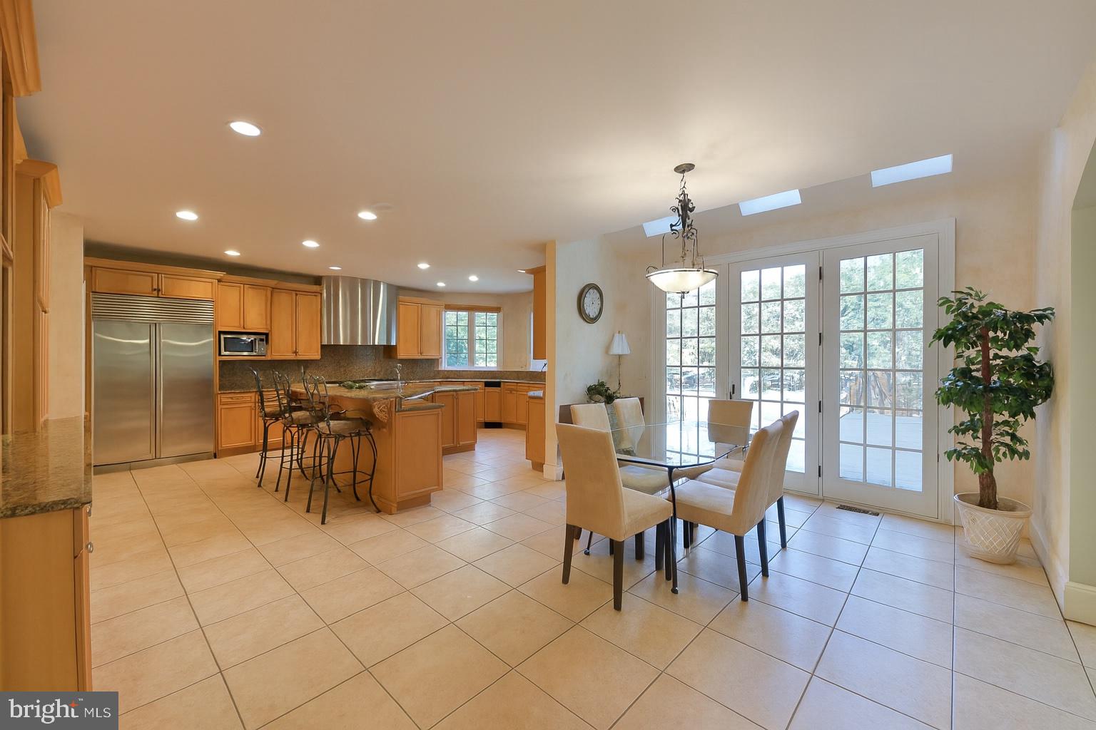 LAMPLIGHTER GLEN - Residential