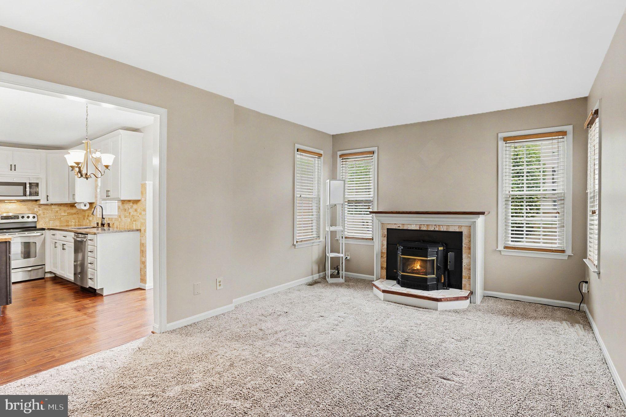 DURHAM MANOR - Residential