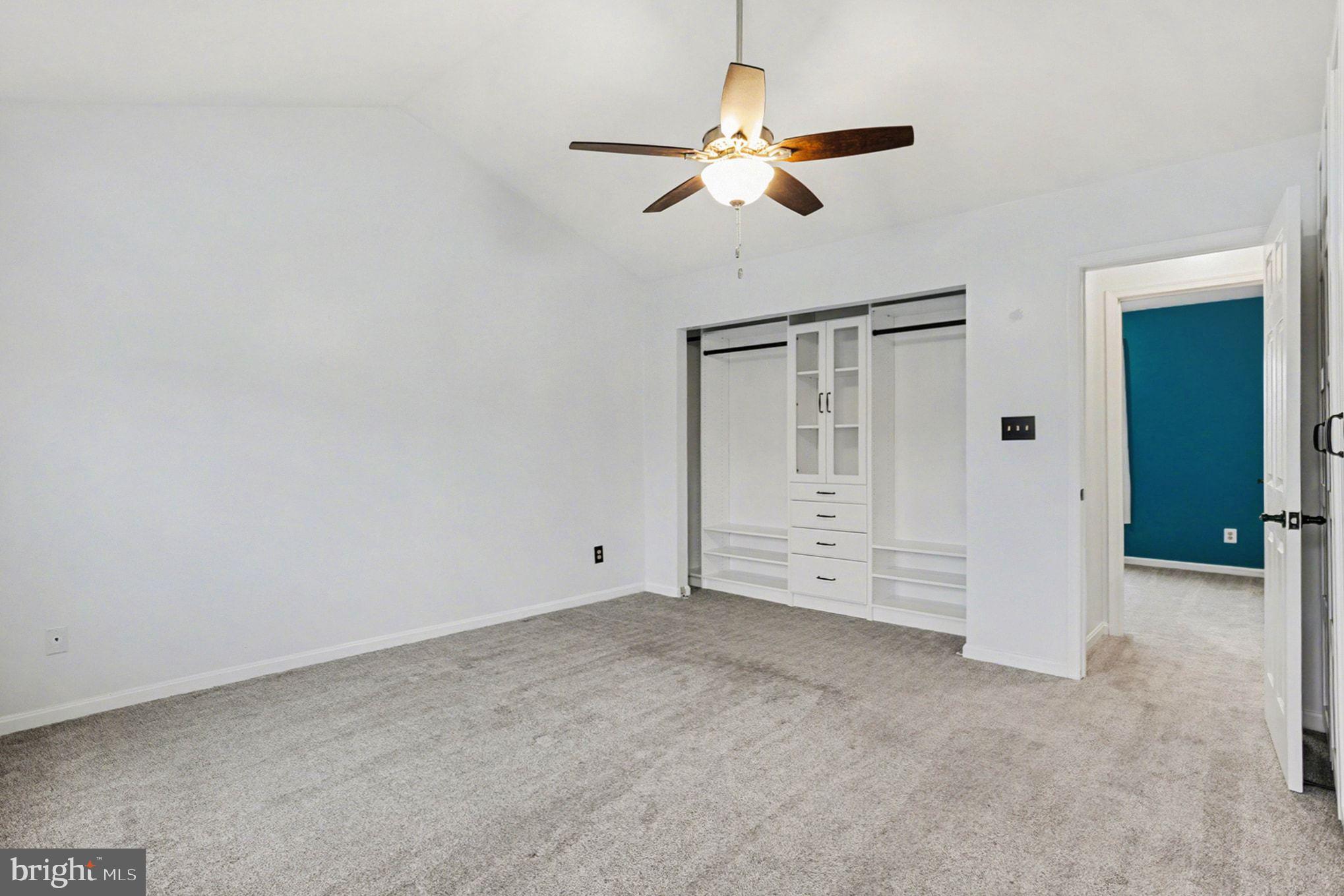 DURHAM MANOR - Residential