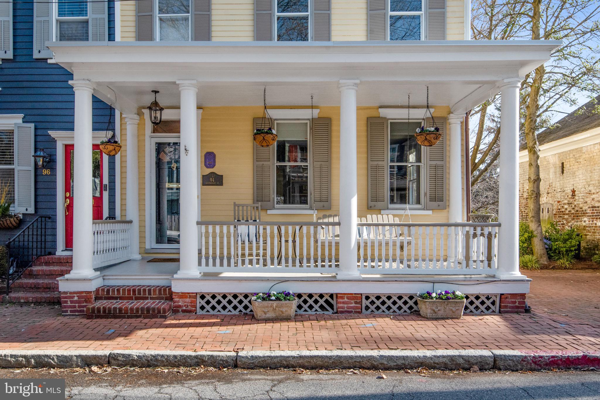 HISTORIC DISTRICT - Residential