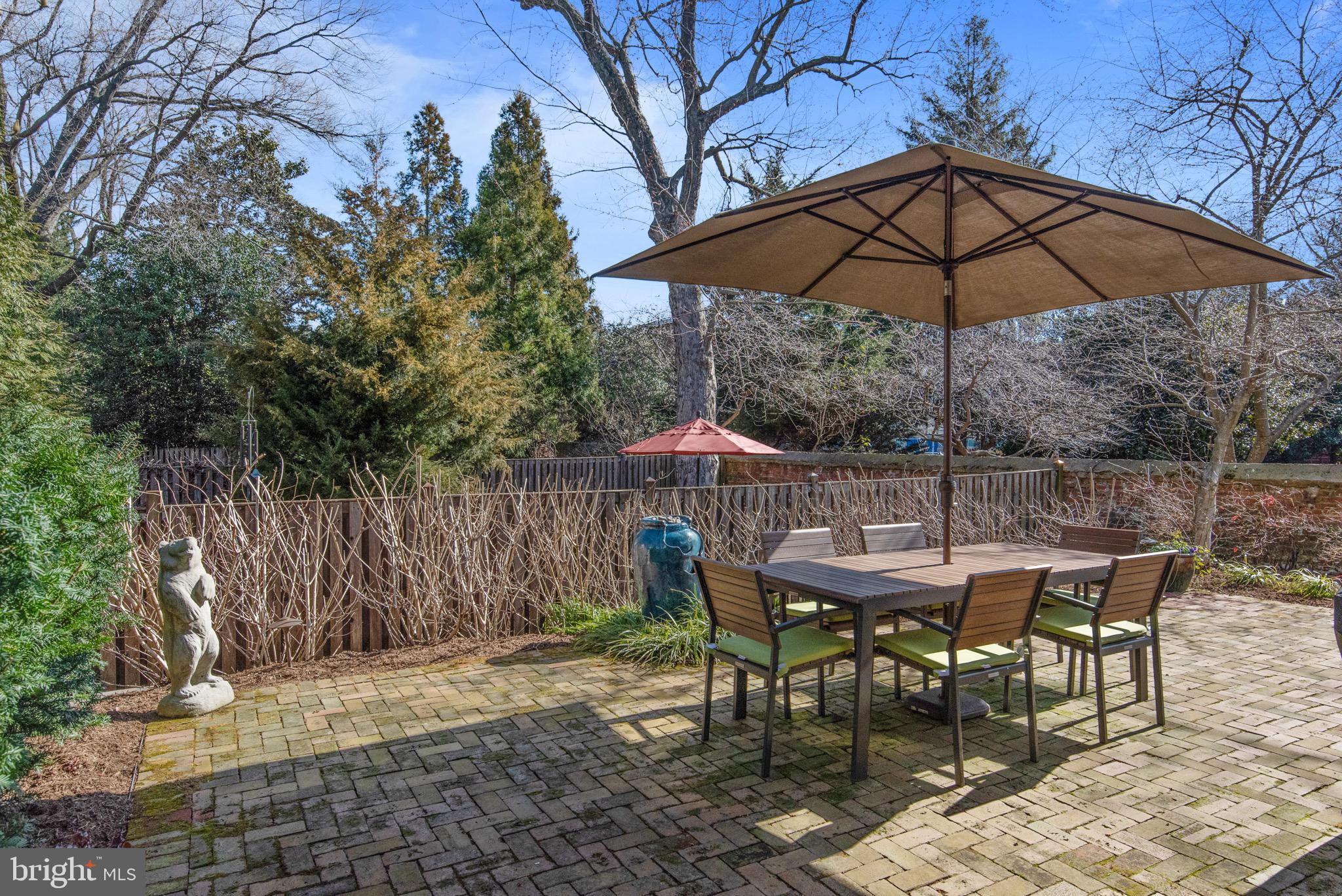 HISTORIC DISTRICT - Residential