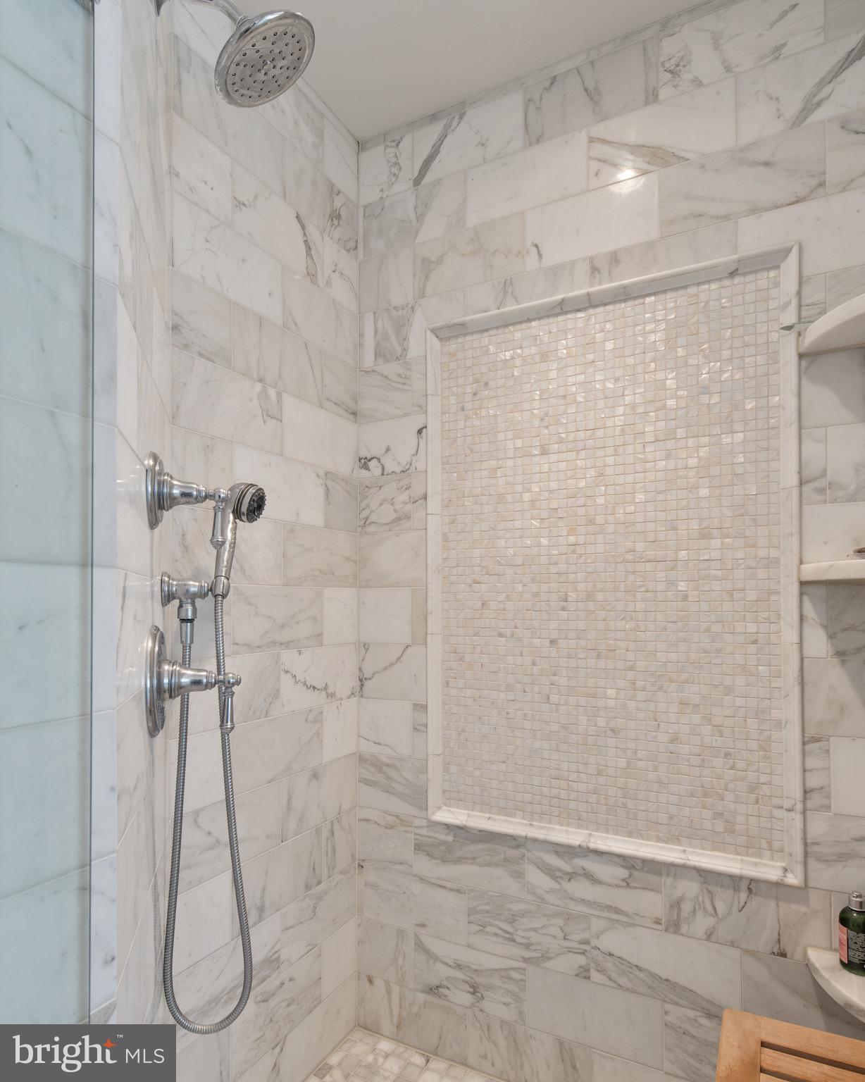 HISTORIC DISTRICT - Residential