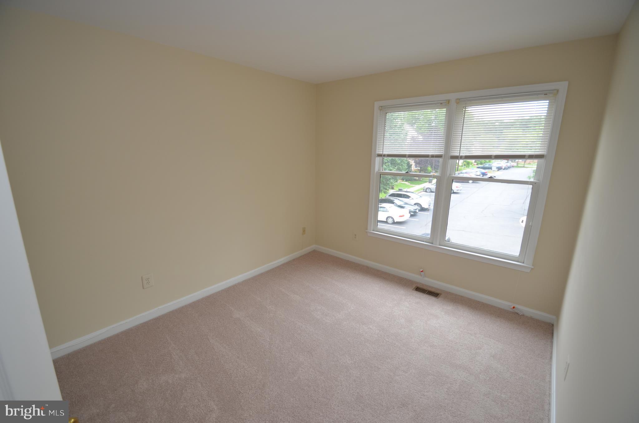 KINGSTOWNE - Residential Lease