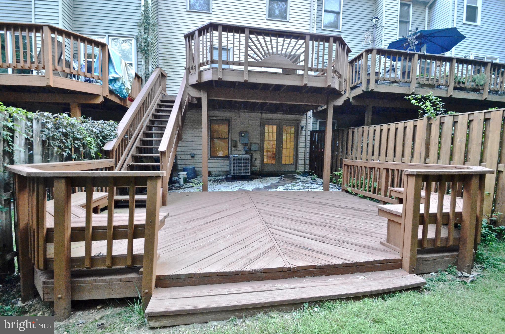 KINGSTOWNE - Residential Lease