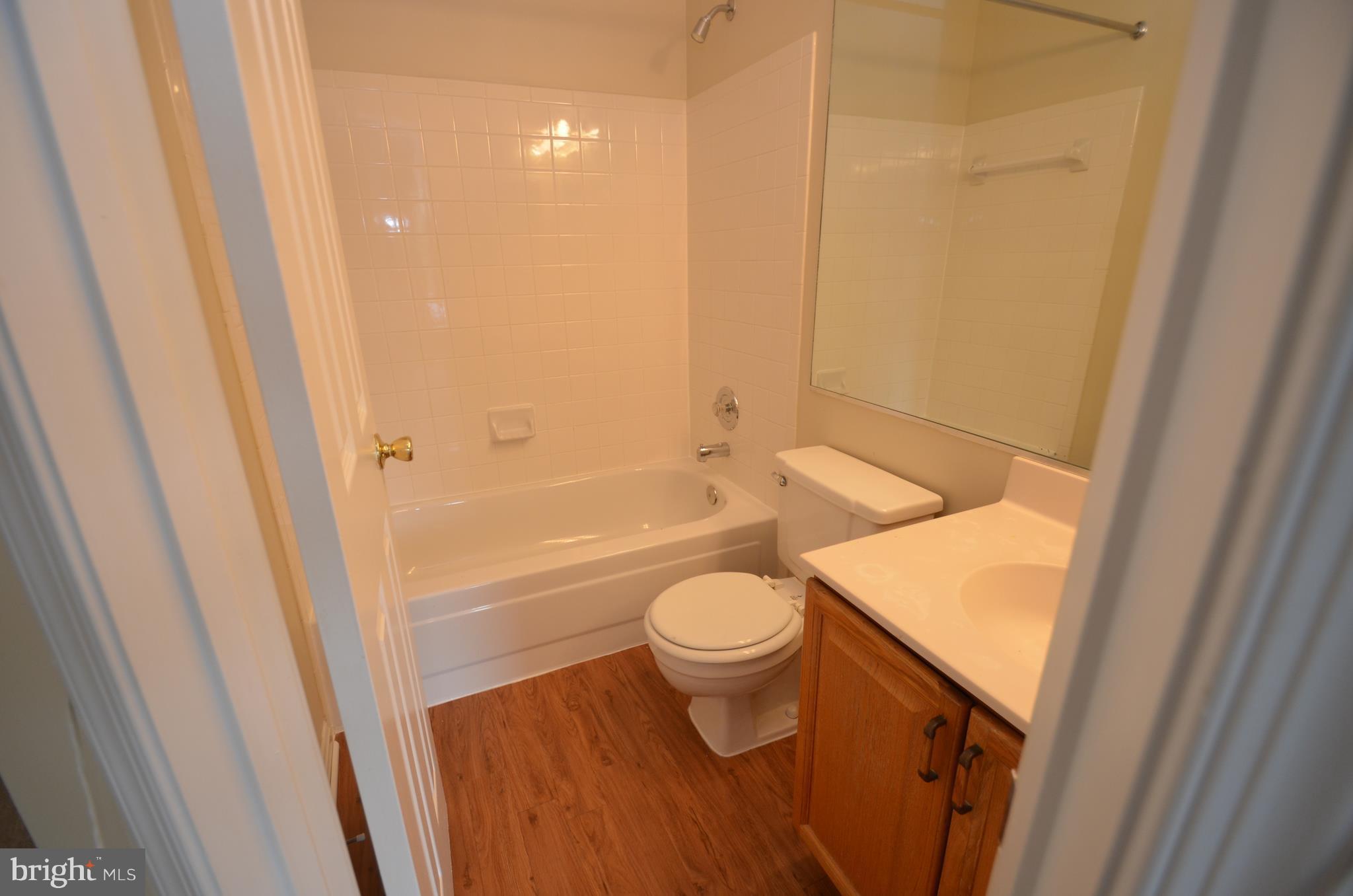 KINGSTOWNE - Residential Lease