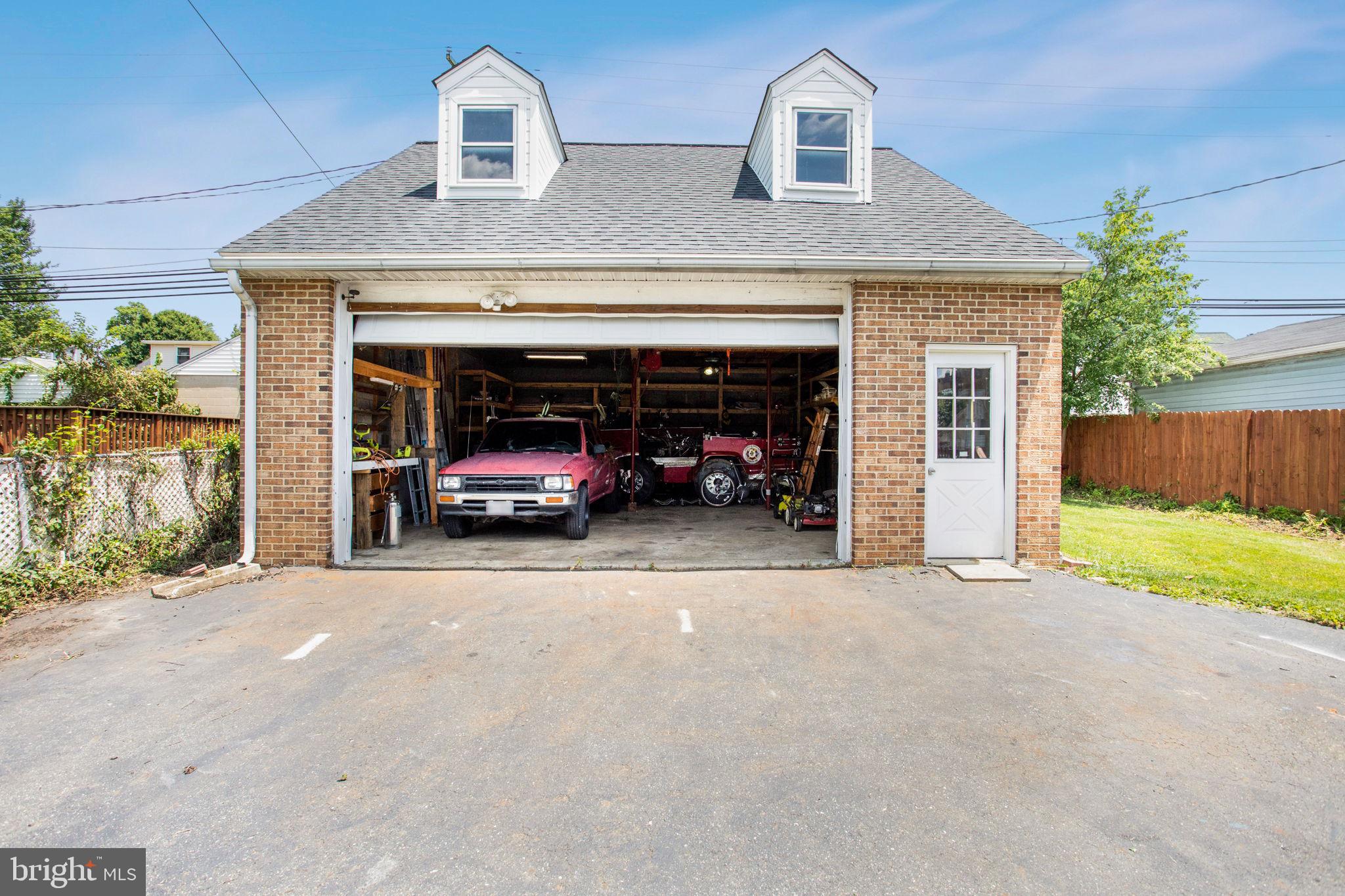 GLEN HAVEN - Residential