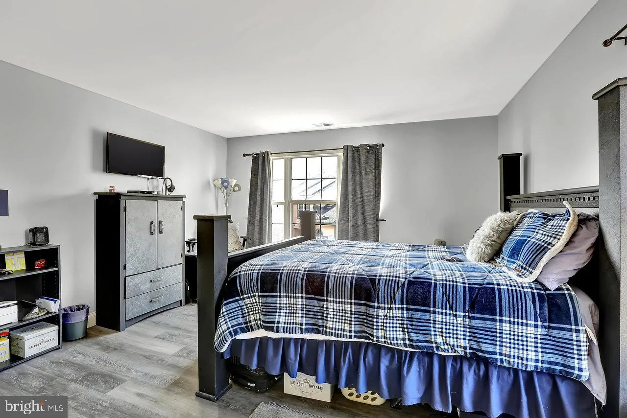 Mount Laurel, New Jersey 08054, United States, 2 Bedrooms Bedrooms, ,2 BathroomsBathrooms,Residential,Contingent,88801