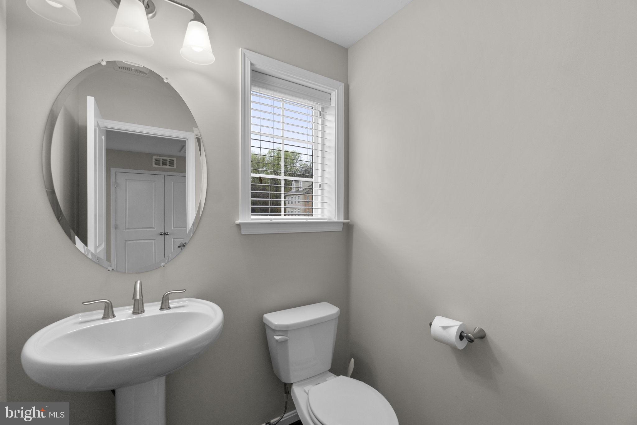 ELKRIDGE CROSSING - Residential