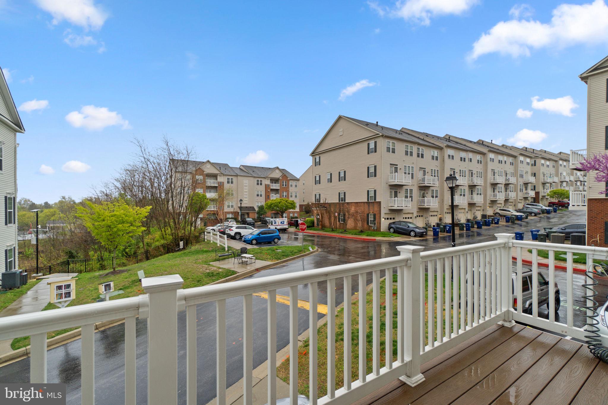 ELKRIDGE CROSSING - Residential