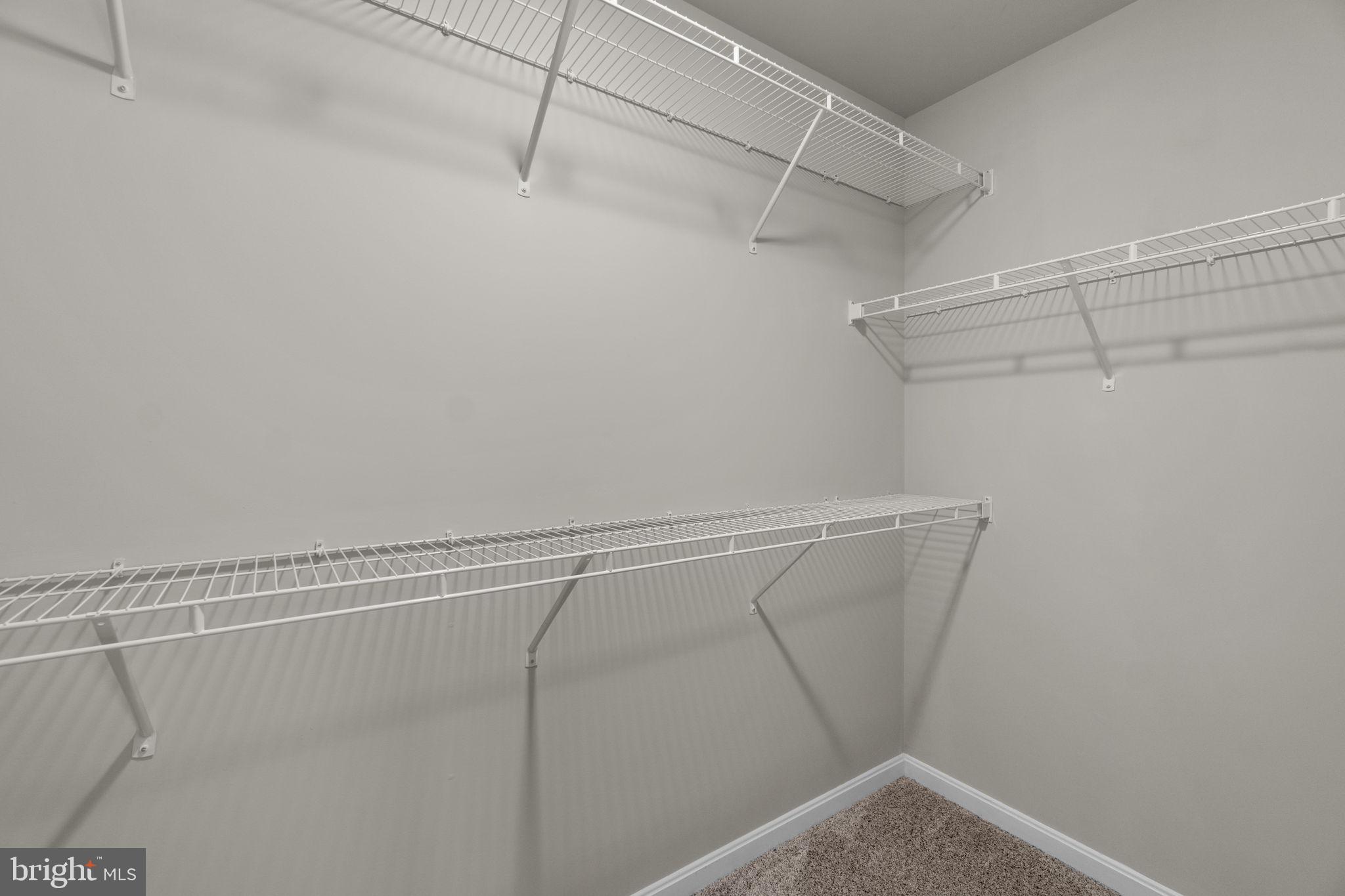 ELKRIDGE CROSSING - Residential