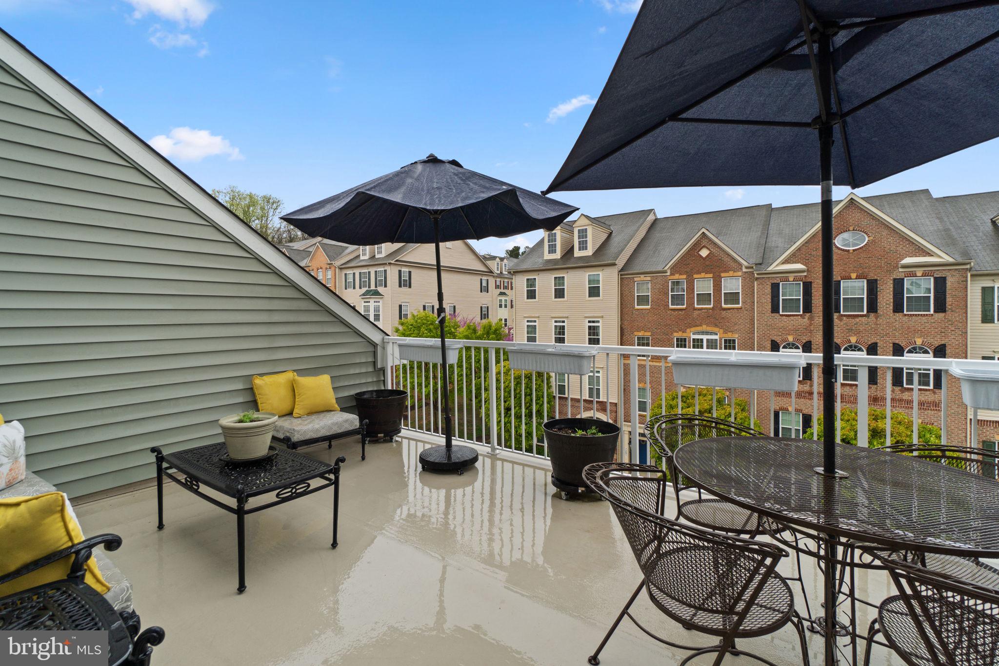 ELKRIDGE CROSSING - Residential