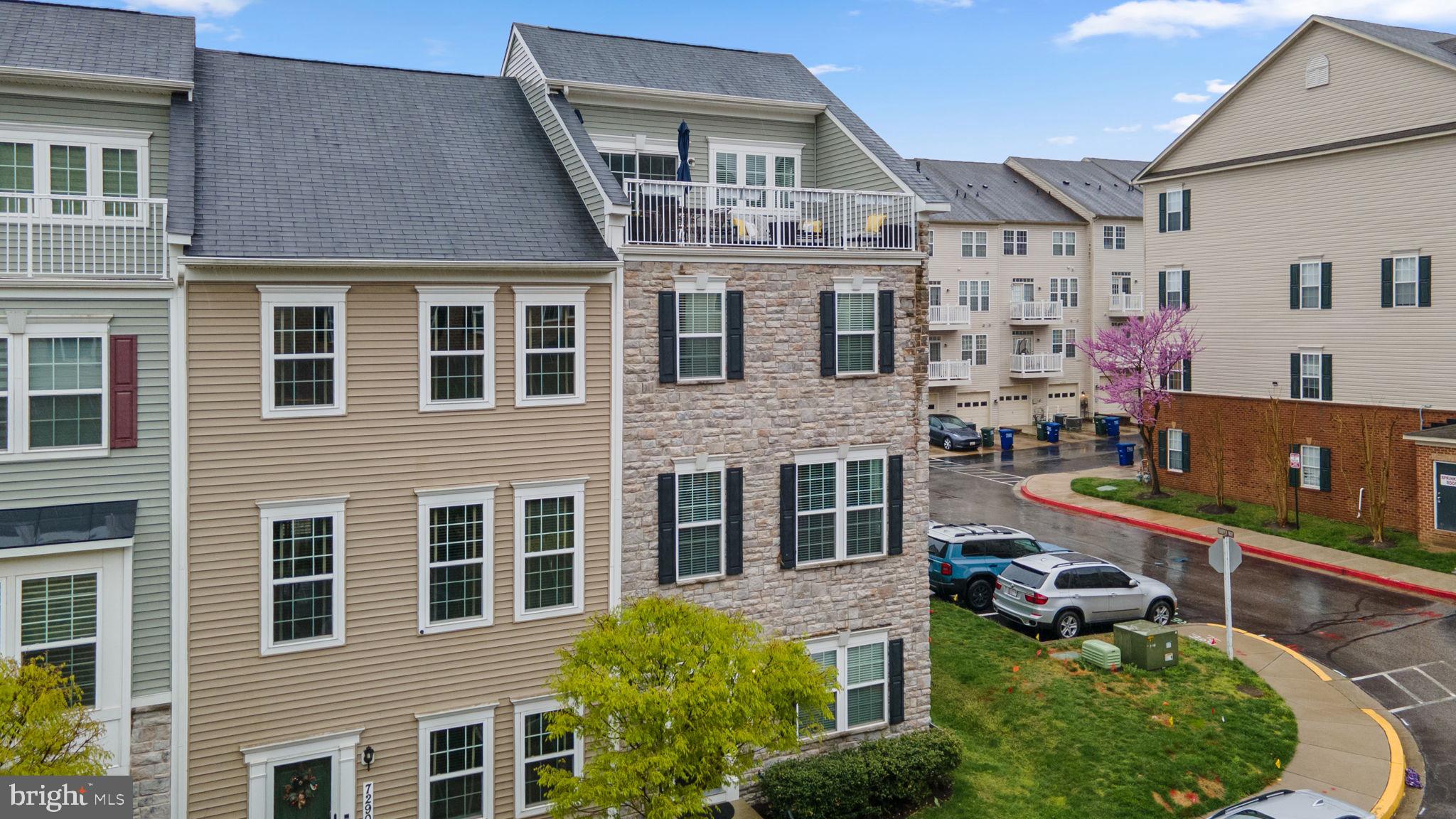 ELKRIDGE CROSSING - Residential