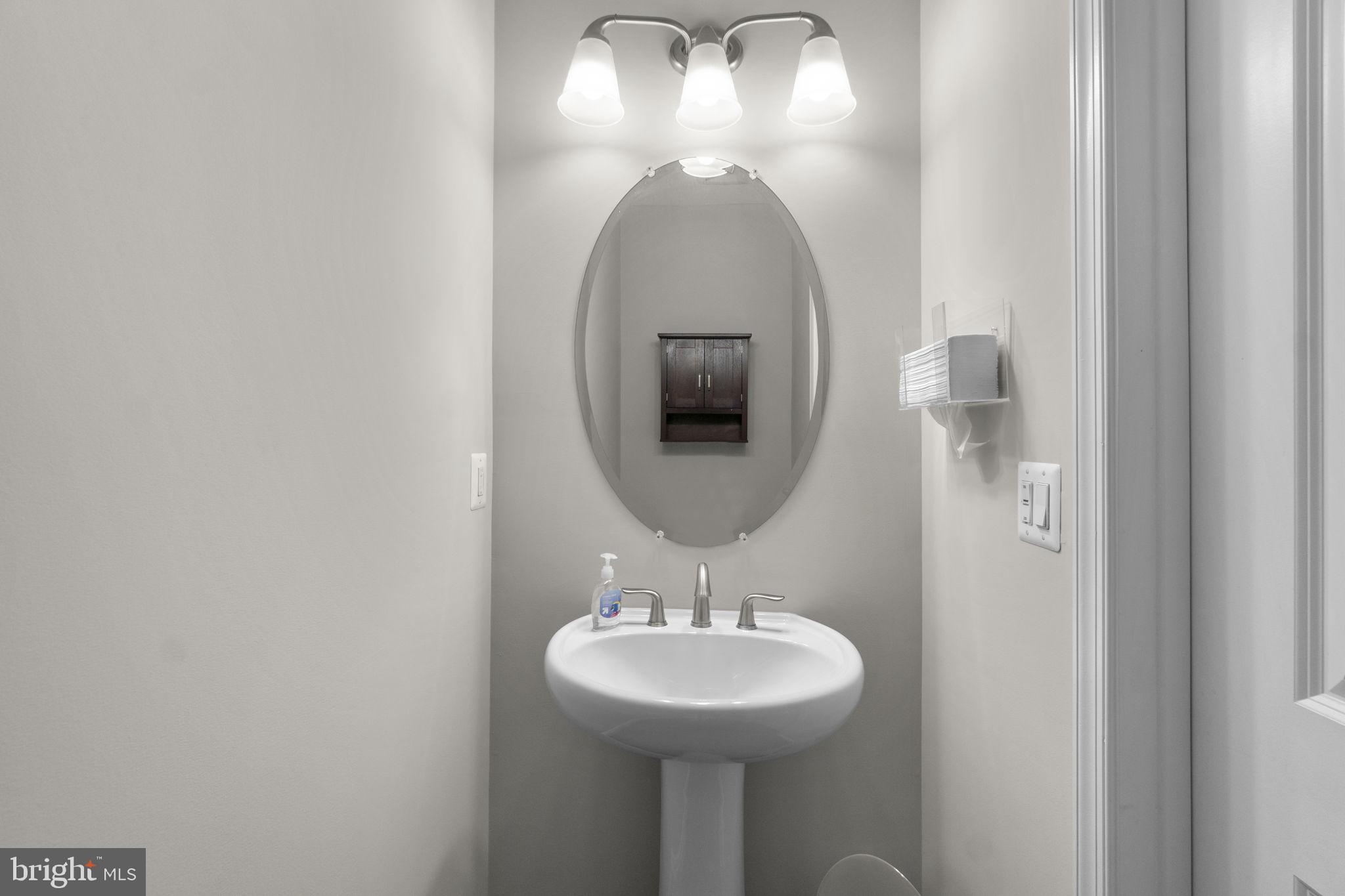 ELKRIDGE CROSSING - Residential