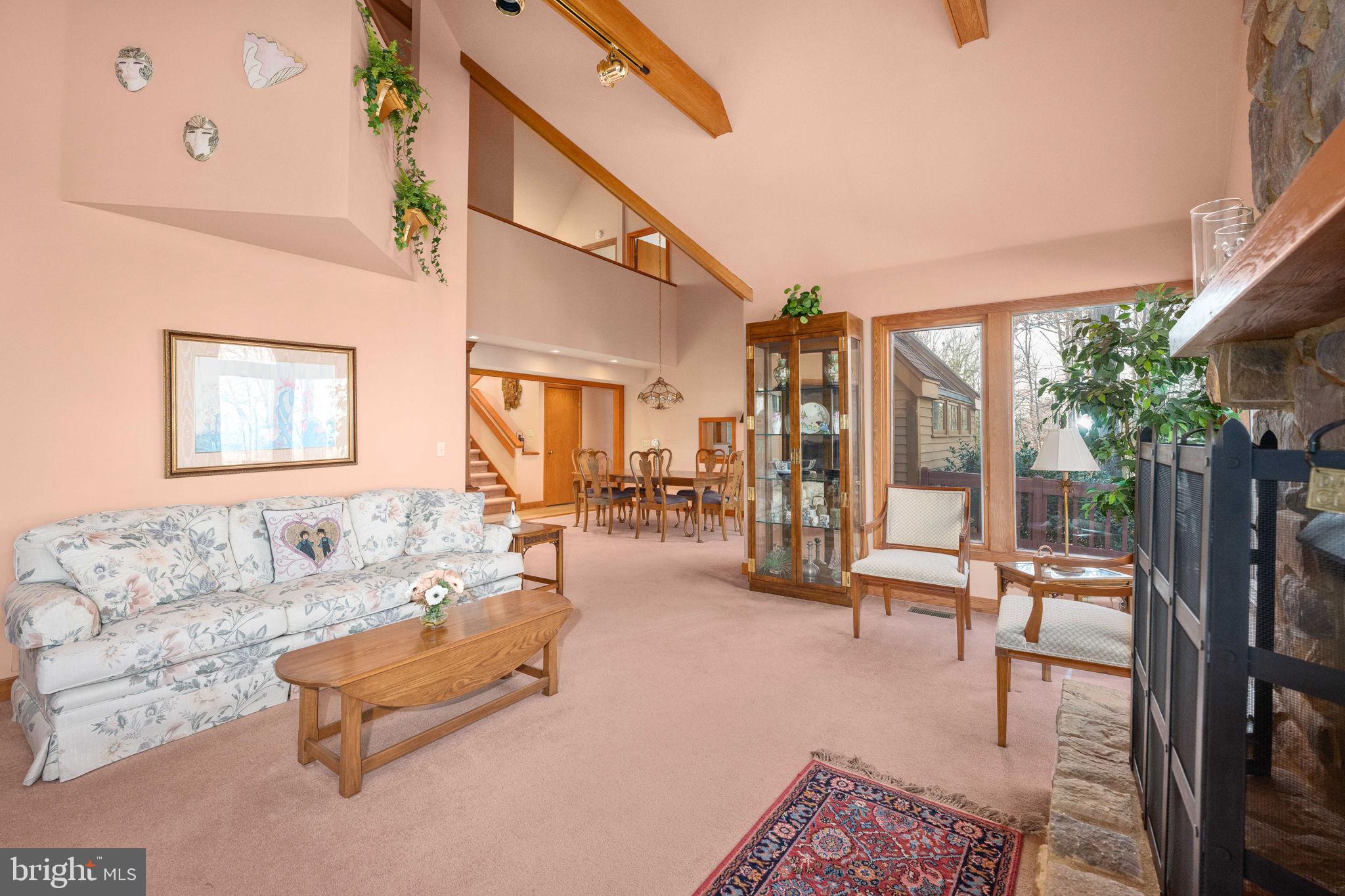 TARA WOODS - Residential