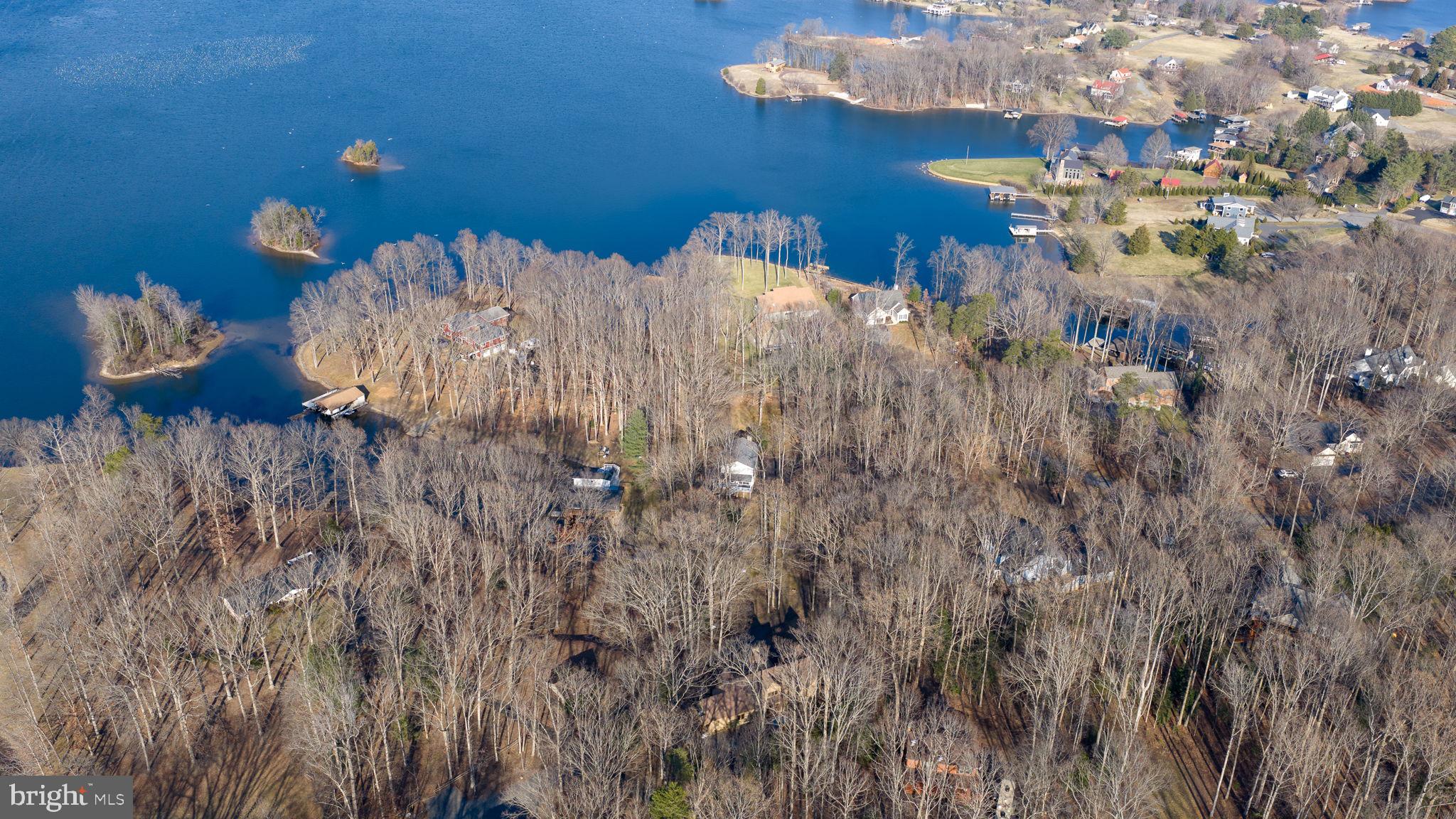 TARA WOODS - Residential