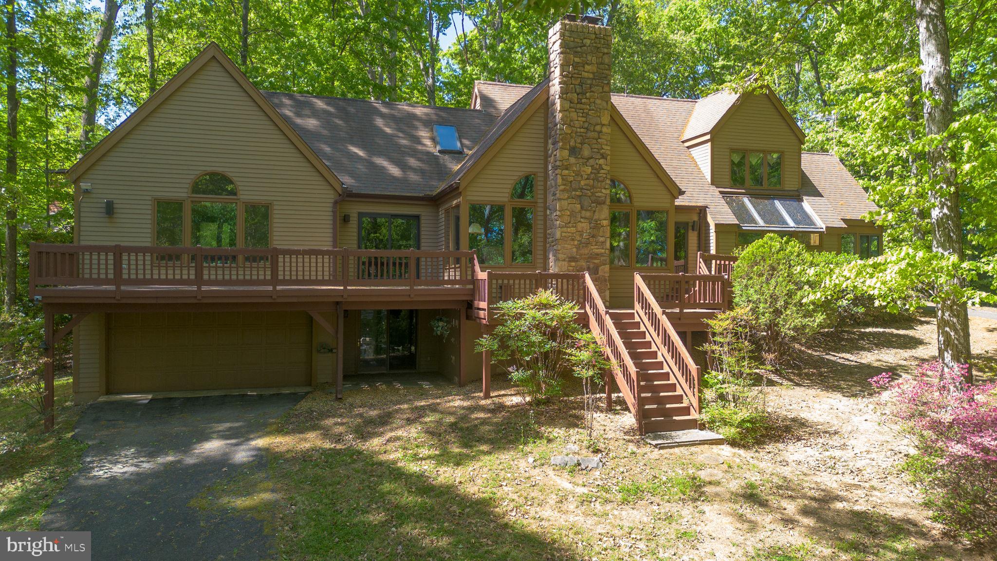 TARA WOODS - Residential