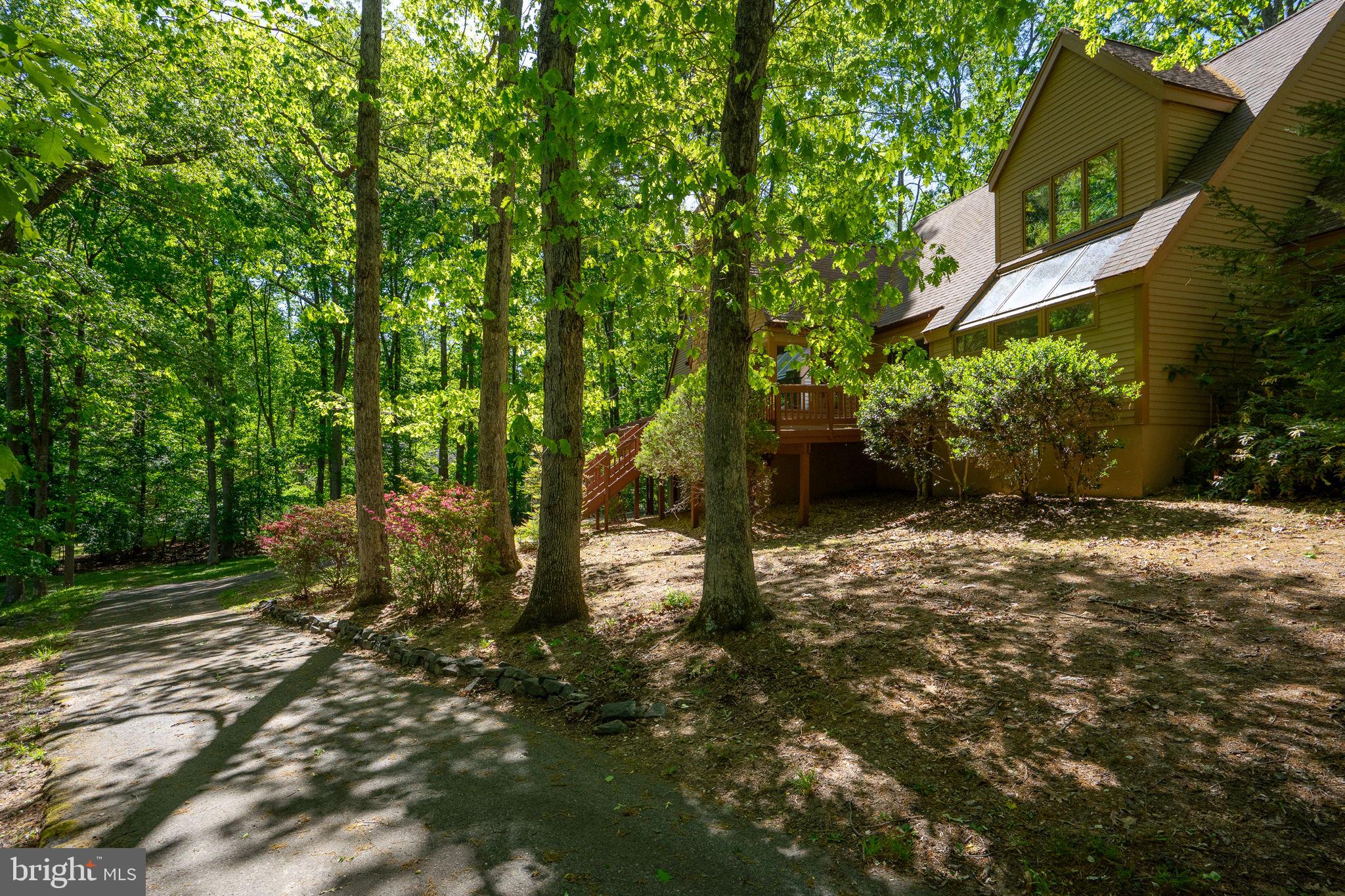 TARA WOODS - Residential