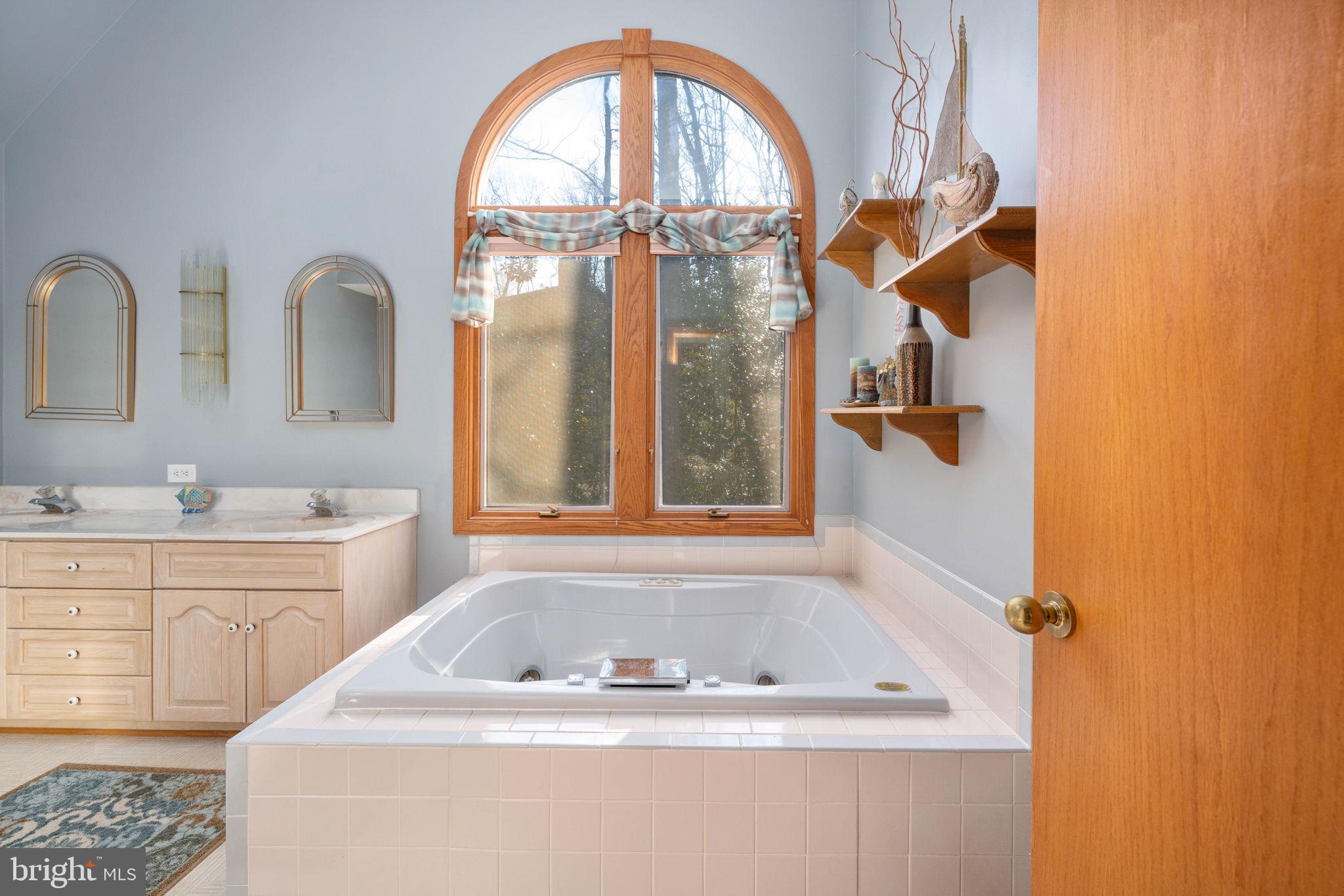 TARA WOODS - Residential