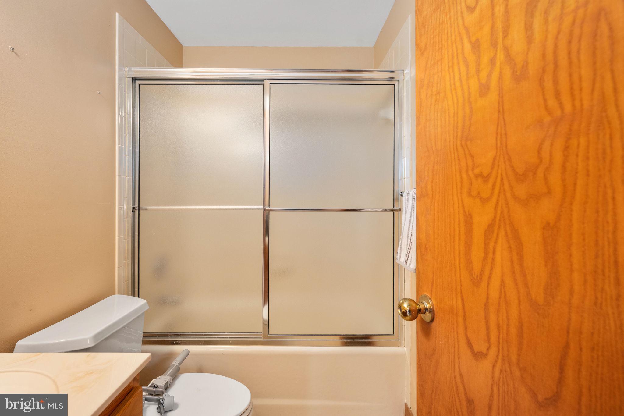 TARA WOODS - Residential