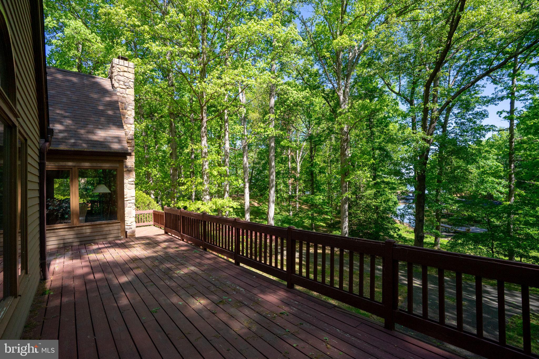 TARA WOODS - Residential