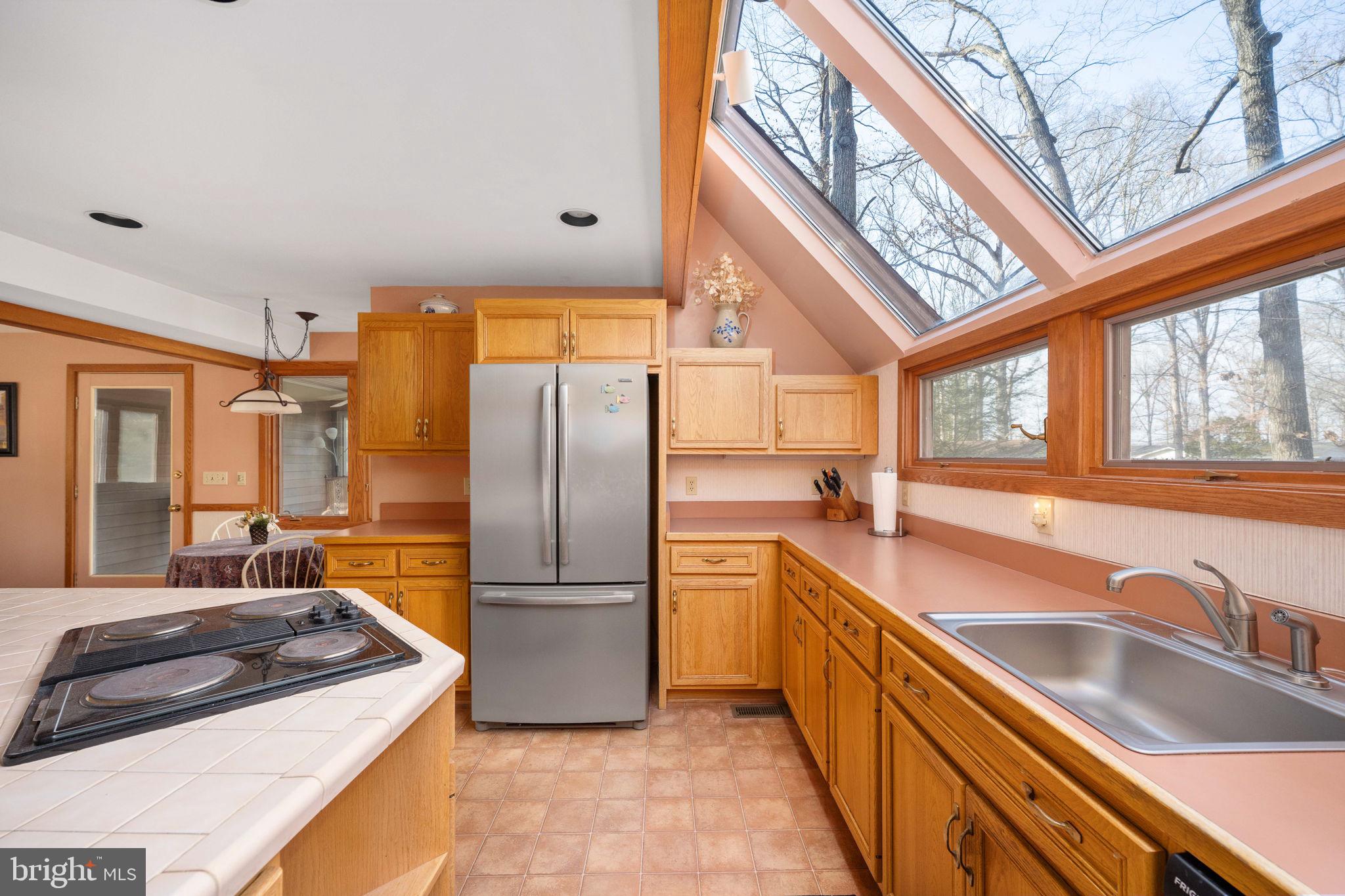 TARA WOODS - Residential